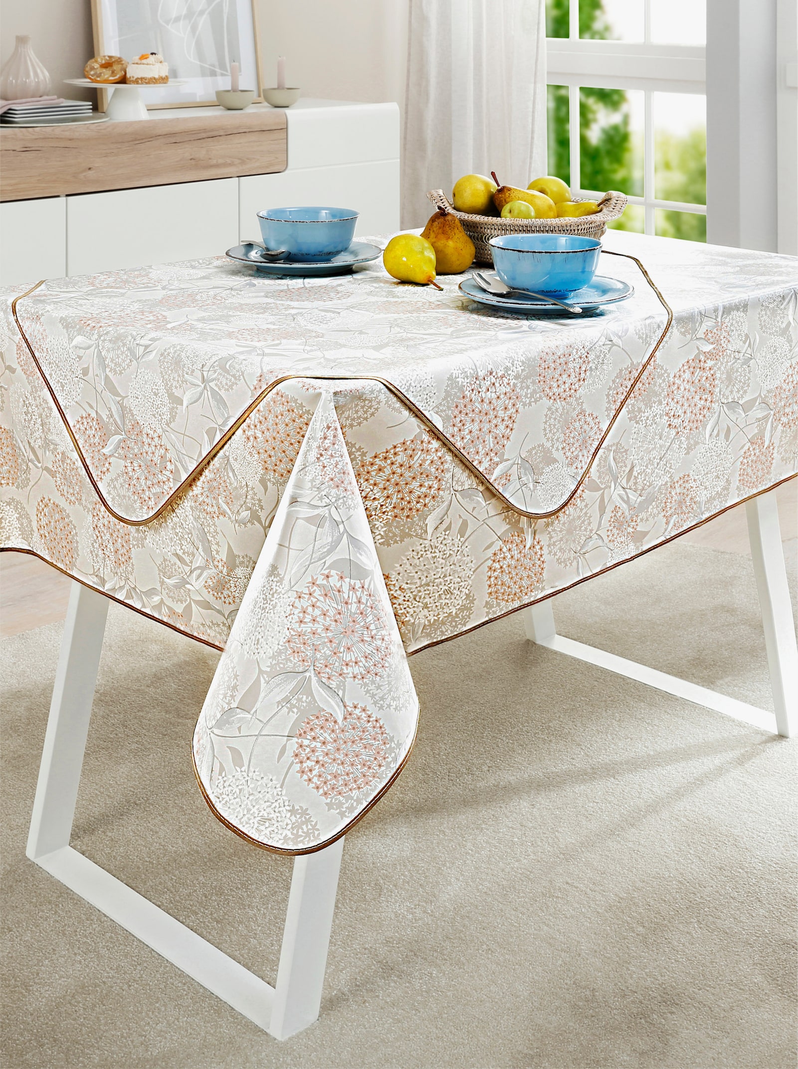 Tafelkleed - zand/roze bedrukt