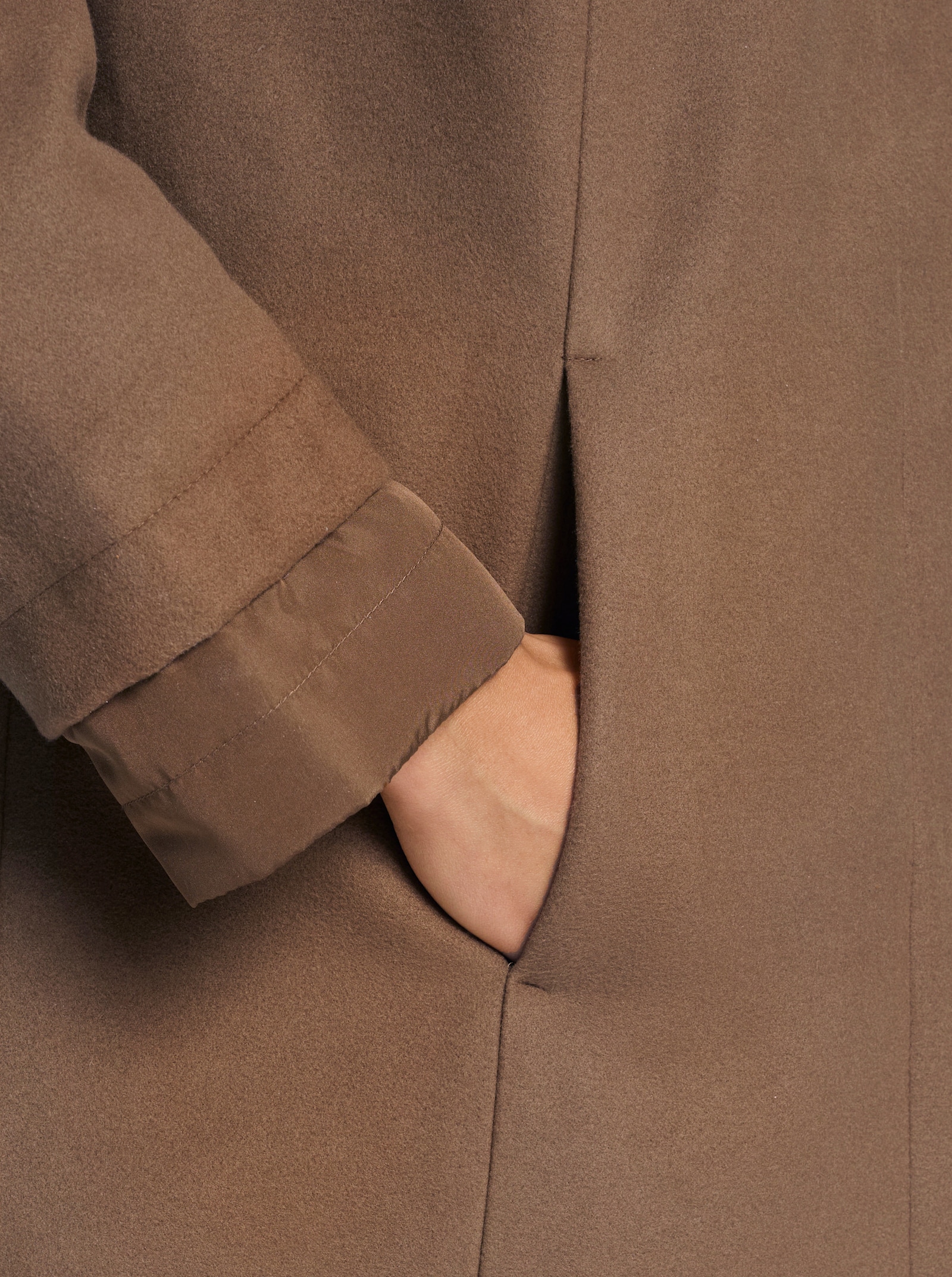 Longjacke mit Stepp-Einsätzen - braun