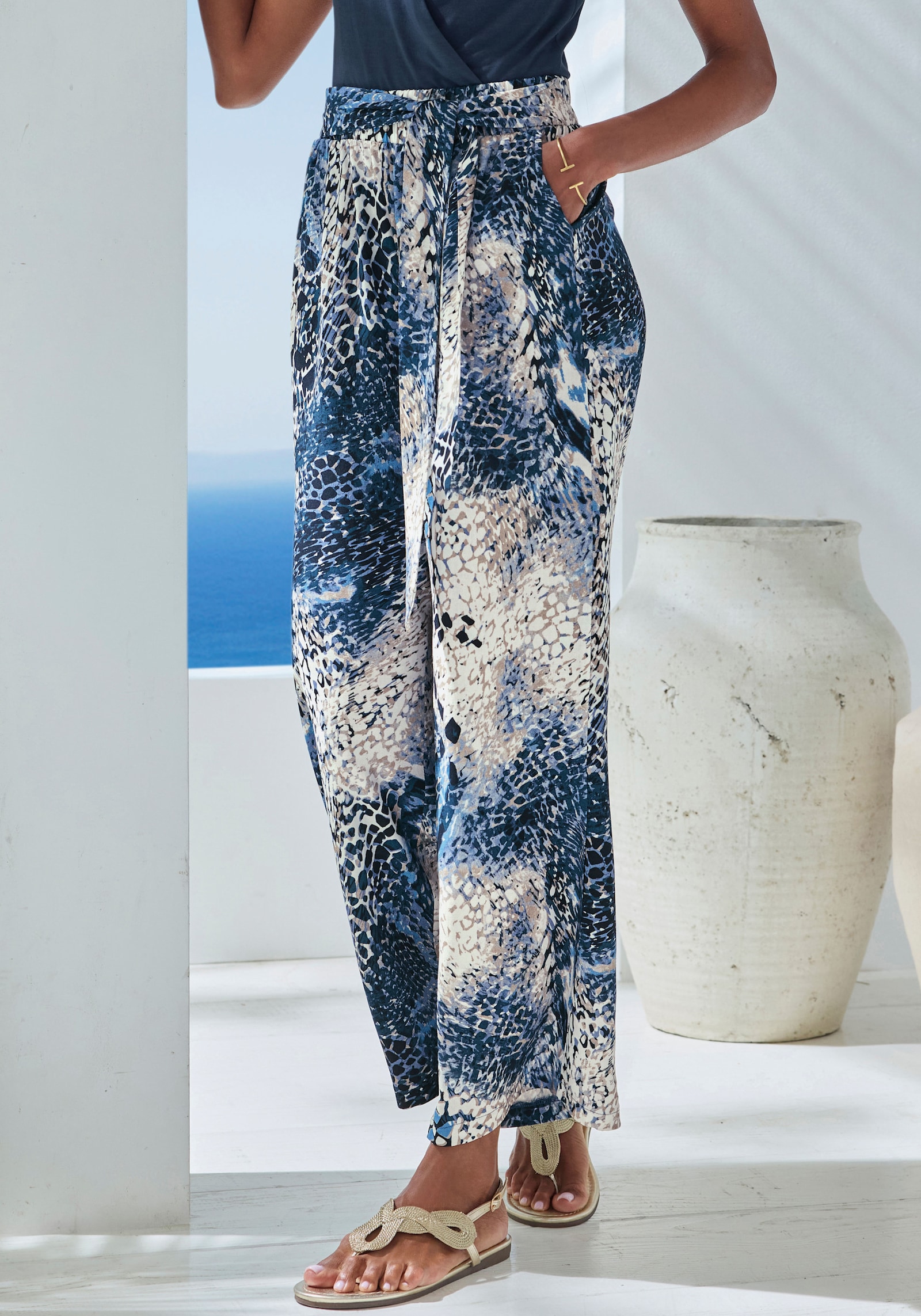 LASCANA Palazzohose - blau bedruckt