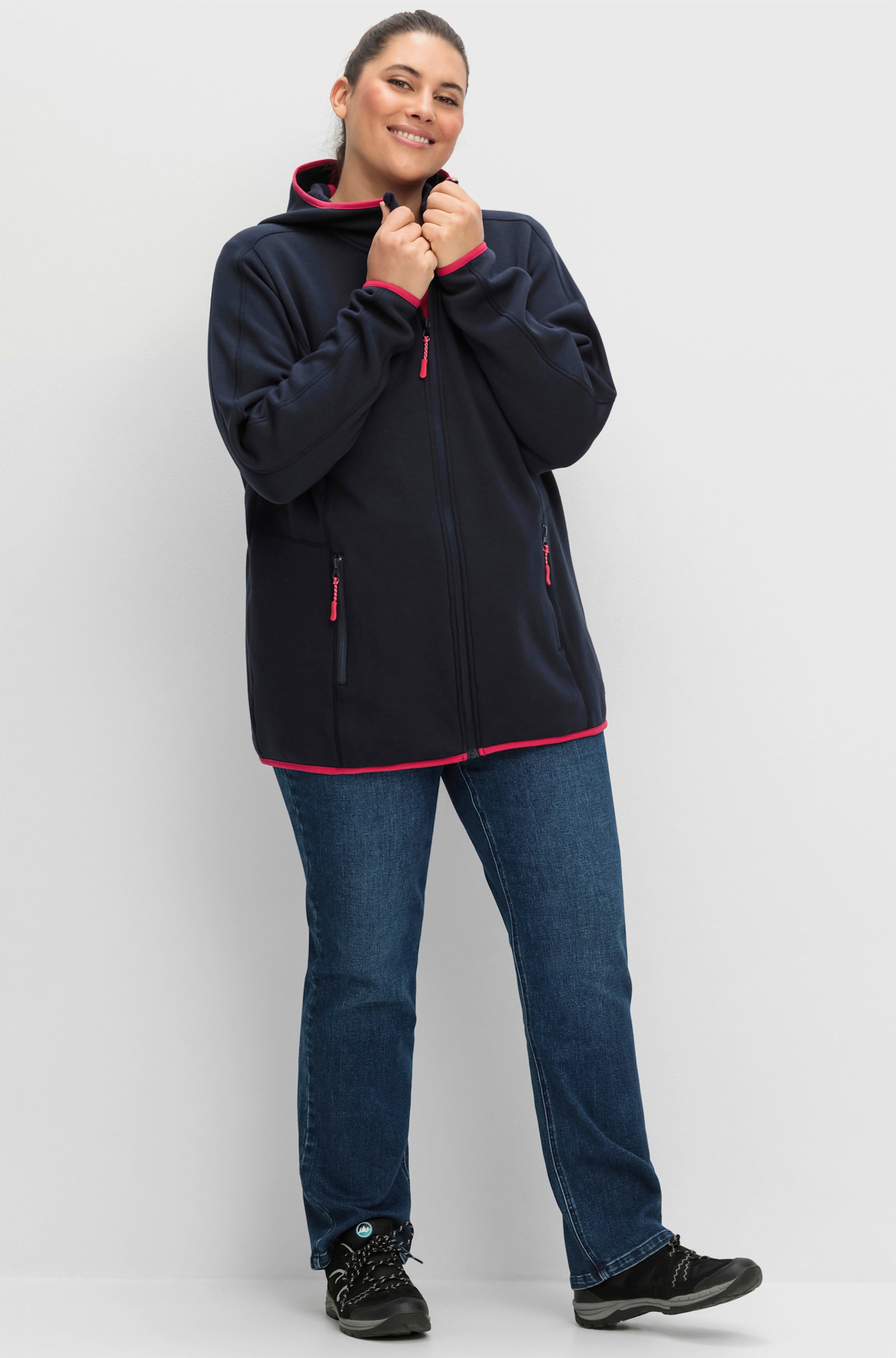 sheego Funktionsjacke aus Fleece, temperaturausgleichend - tiefblau