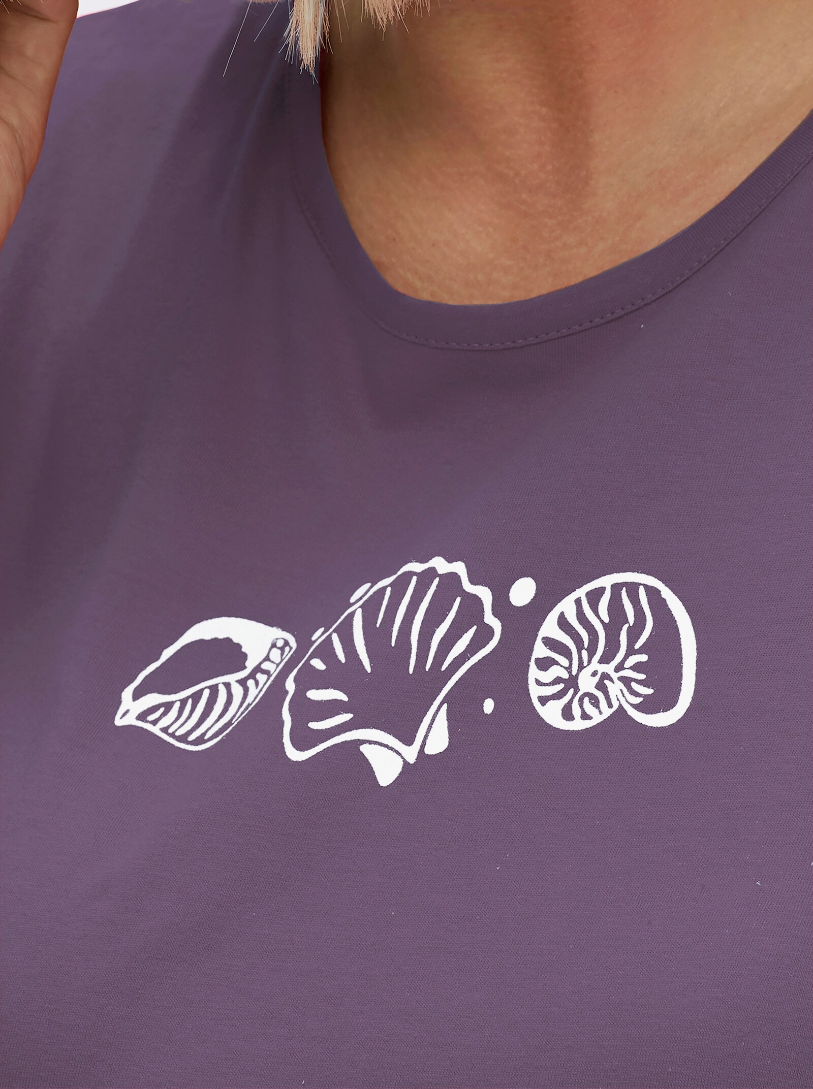 Shirttop mit Seitenschlitzen - feige