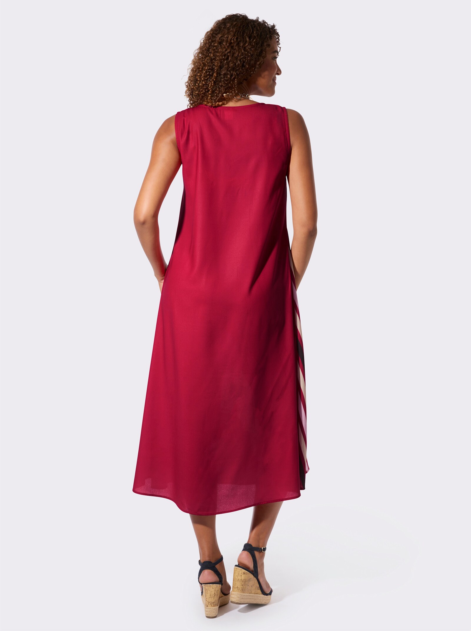 Druckkleid in ausgestellter A-Form - rot-rosé-bedruckt