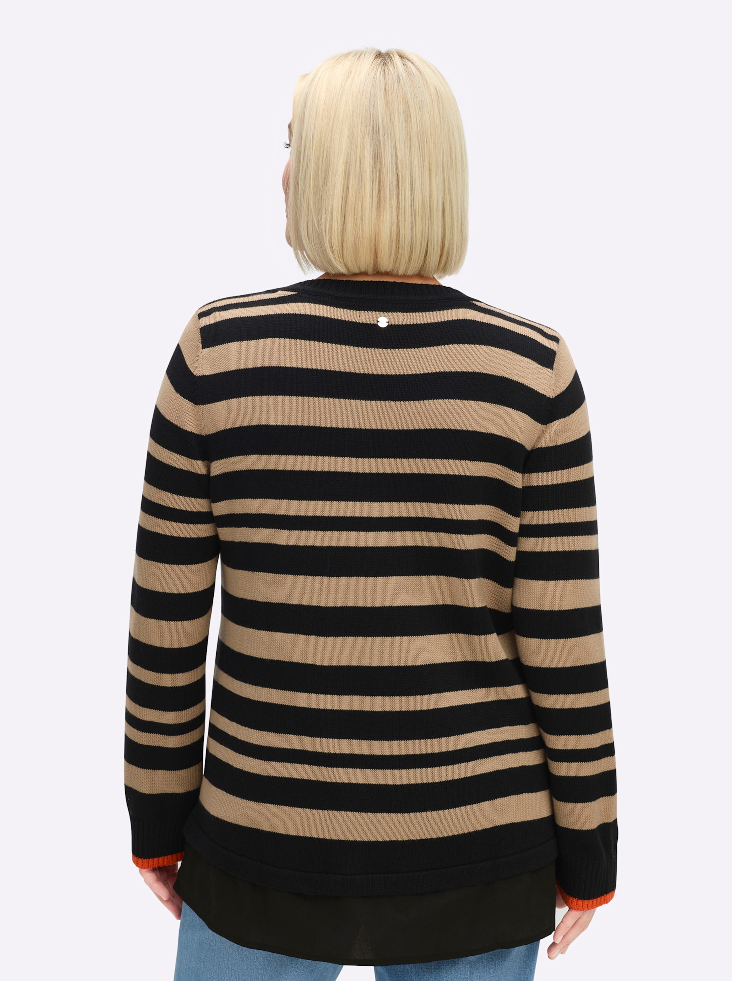 V-Ausschnitt-Pullover