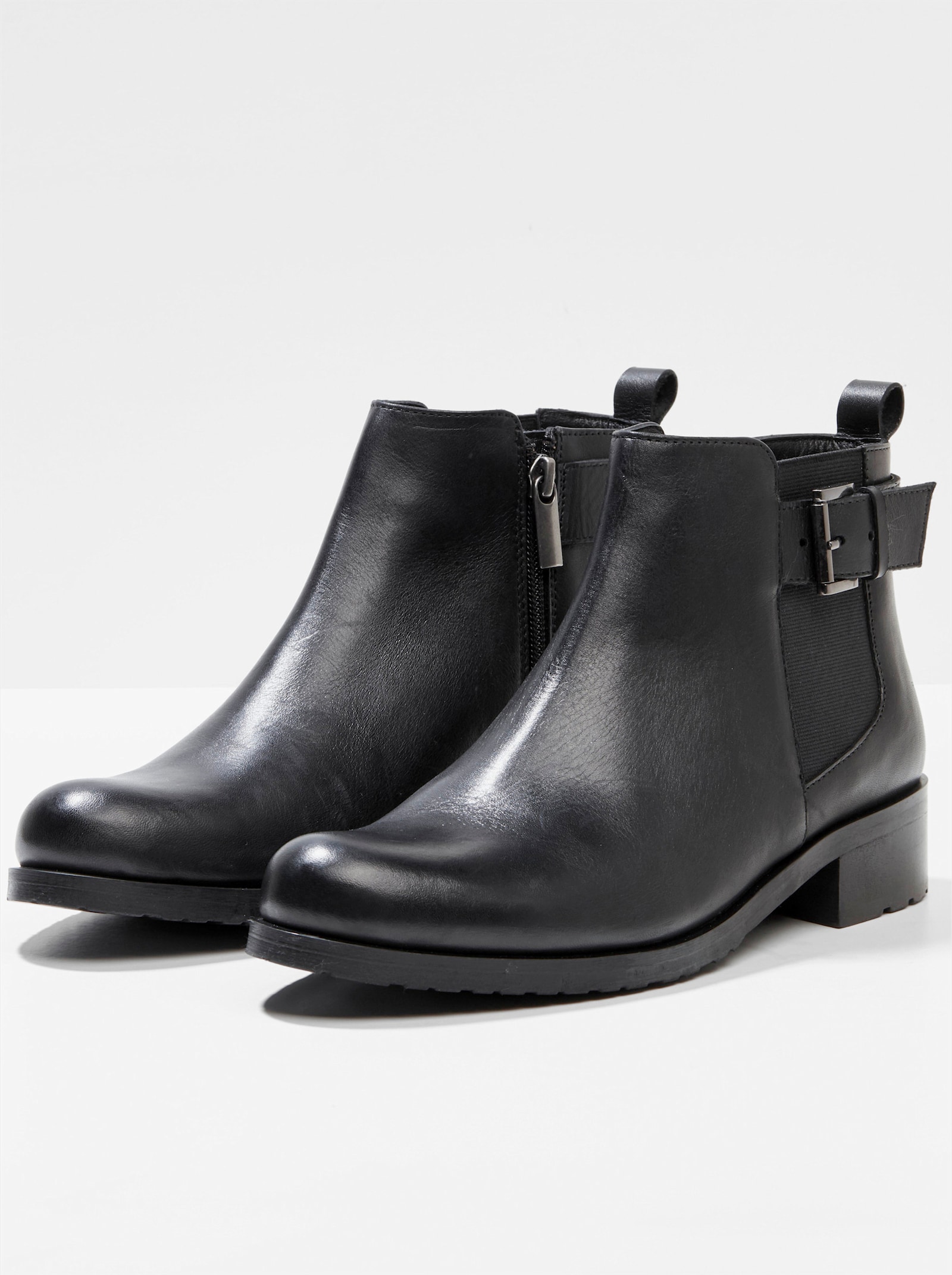 sheego Stiefelette mit Zierband und Schnalle - schwarz