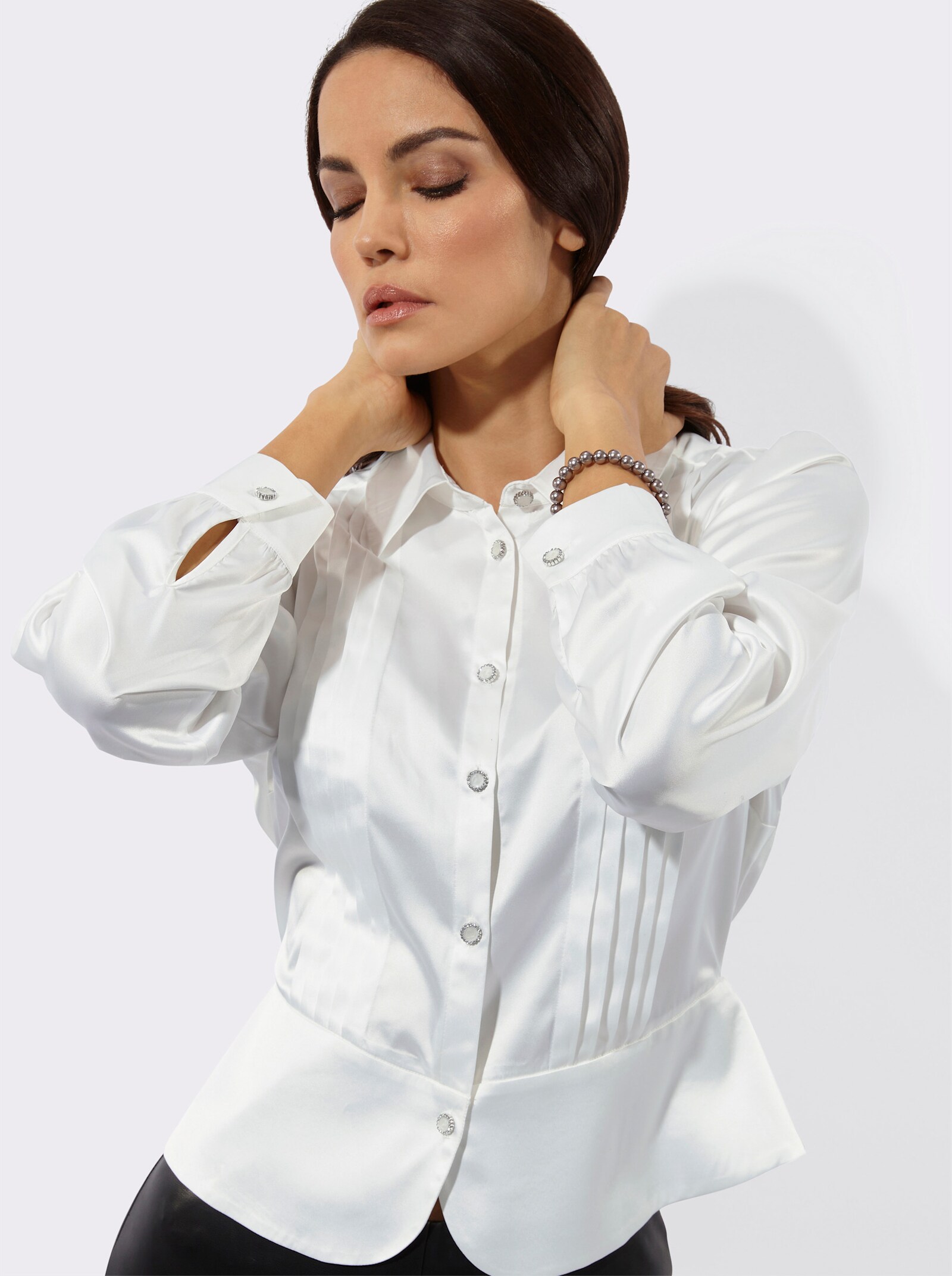 Satinbluse mit Hemdkragen - ecru