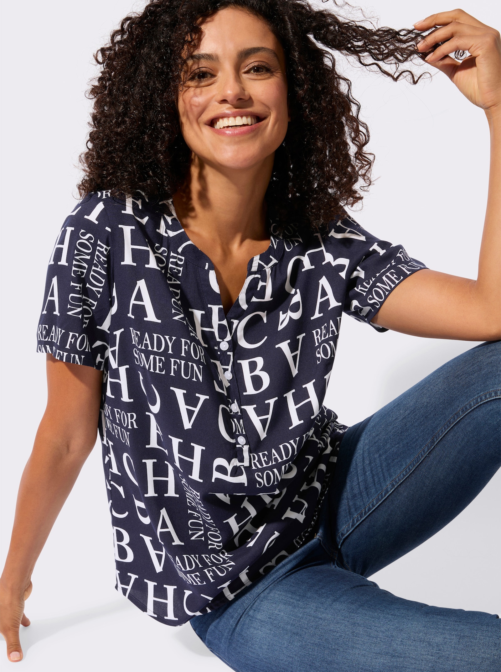 Druckbluse aus reiner Viskose - marine-ecru-bedruckt