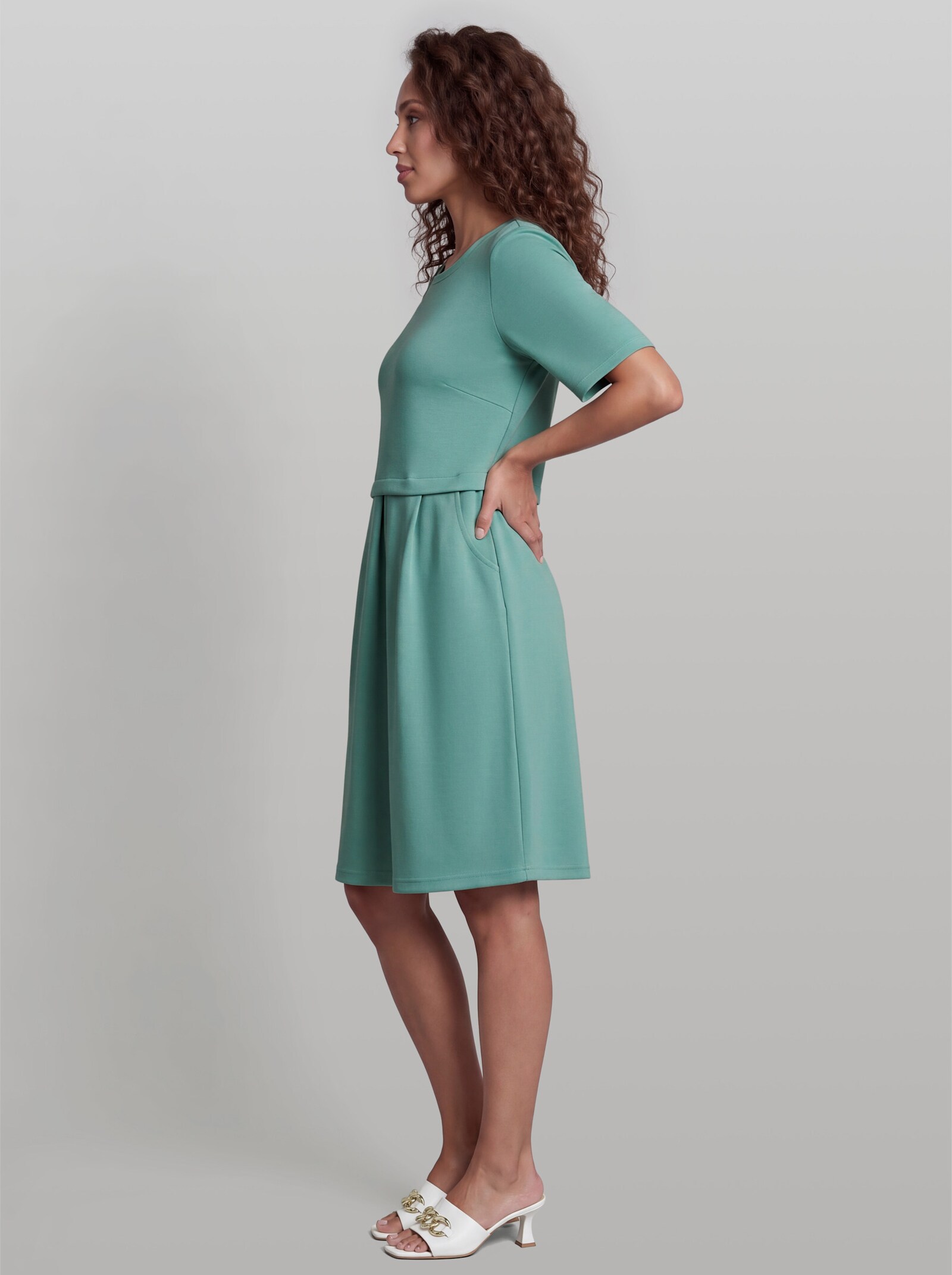 heine Sweatkleid mit Teilungsnaht - salbei