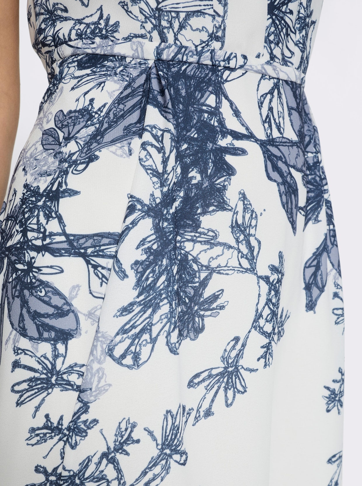 heine Webkleid - ecru-dunkelblau-bedruckt
