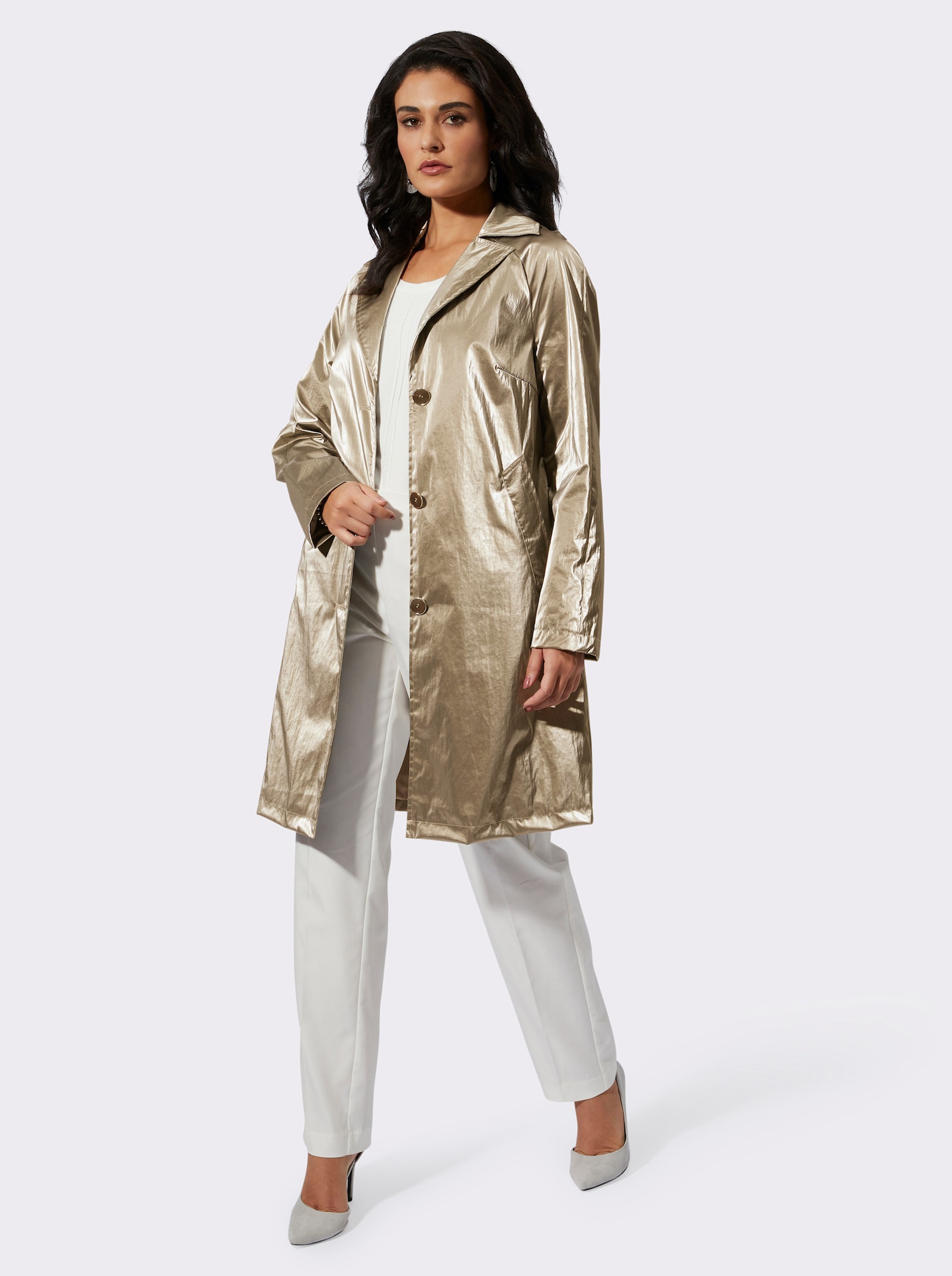 Korte mantel met glanzende coating - goudkleur