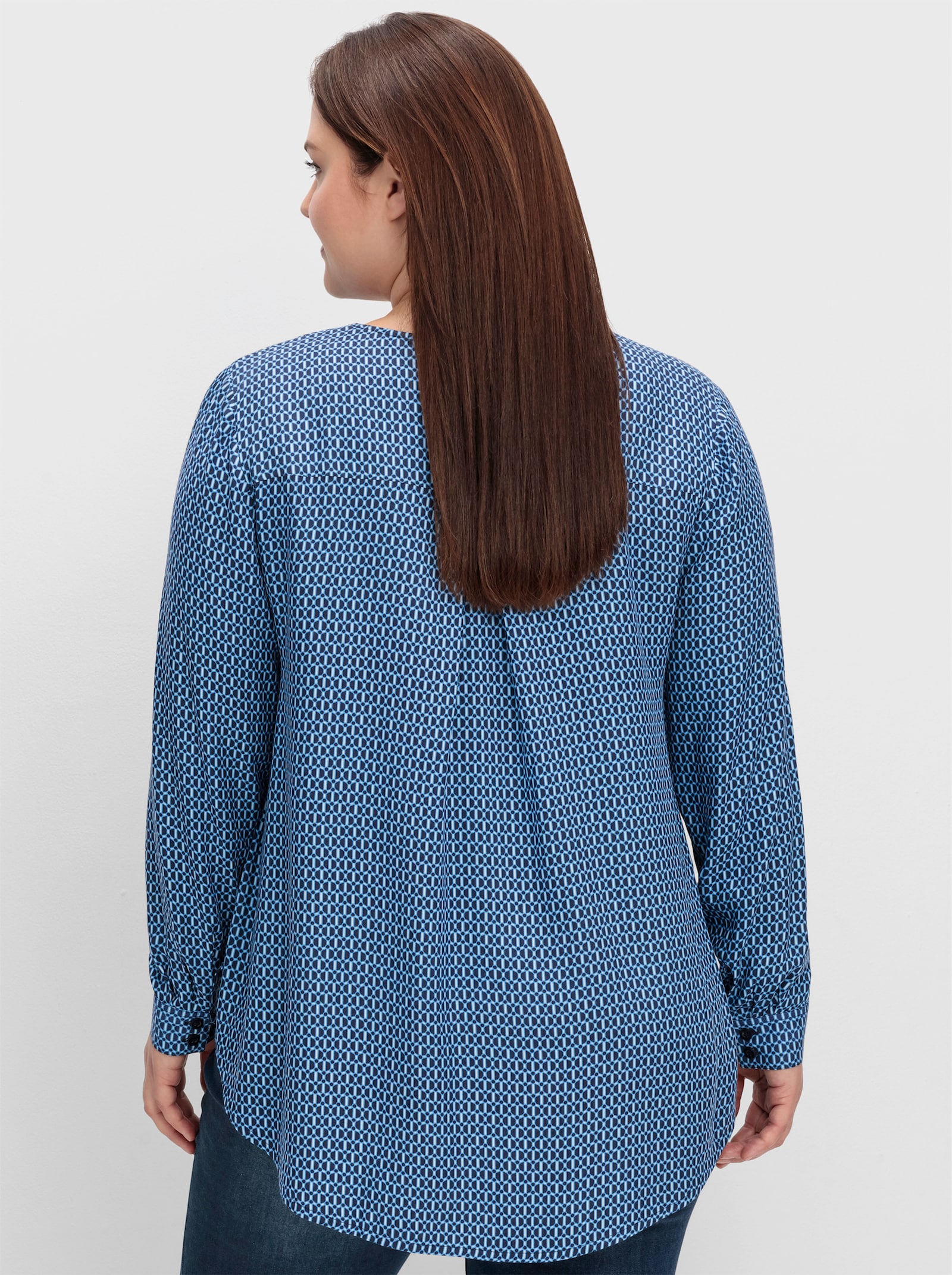 sheego Blouse met print en met plooi achter - diepblauw gedessineerd