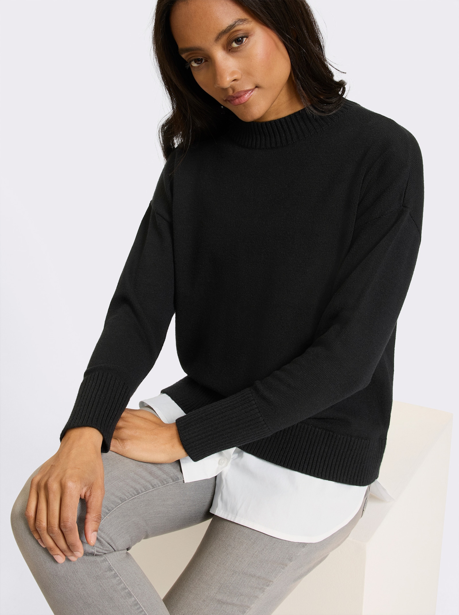 heine 2-in-1-pullover met blouse-inzet - zwart
