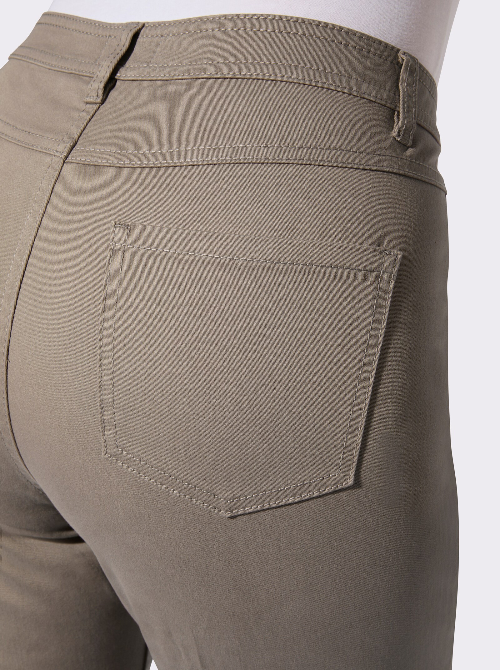 5-Pocket-Jeans mit lässig weiten Beinen - taupe