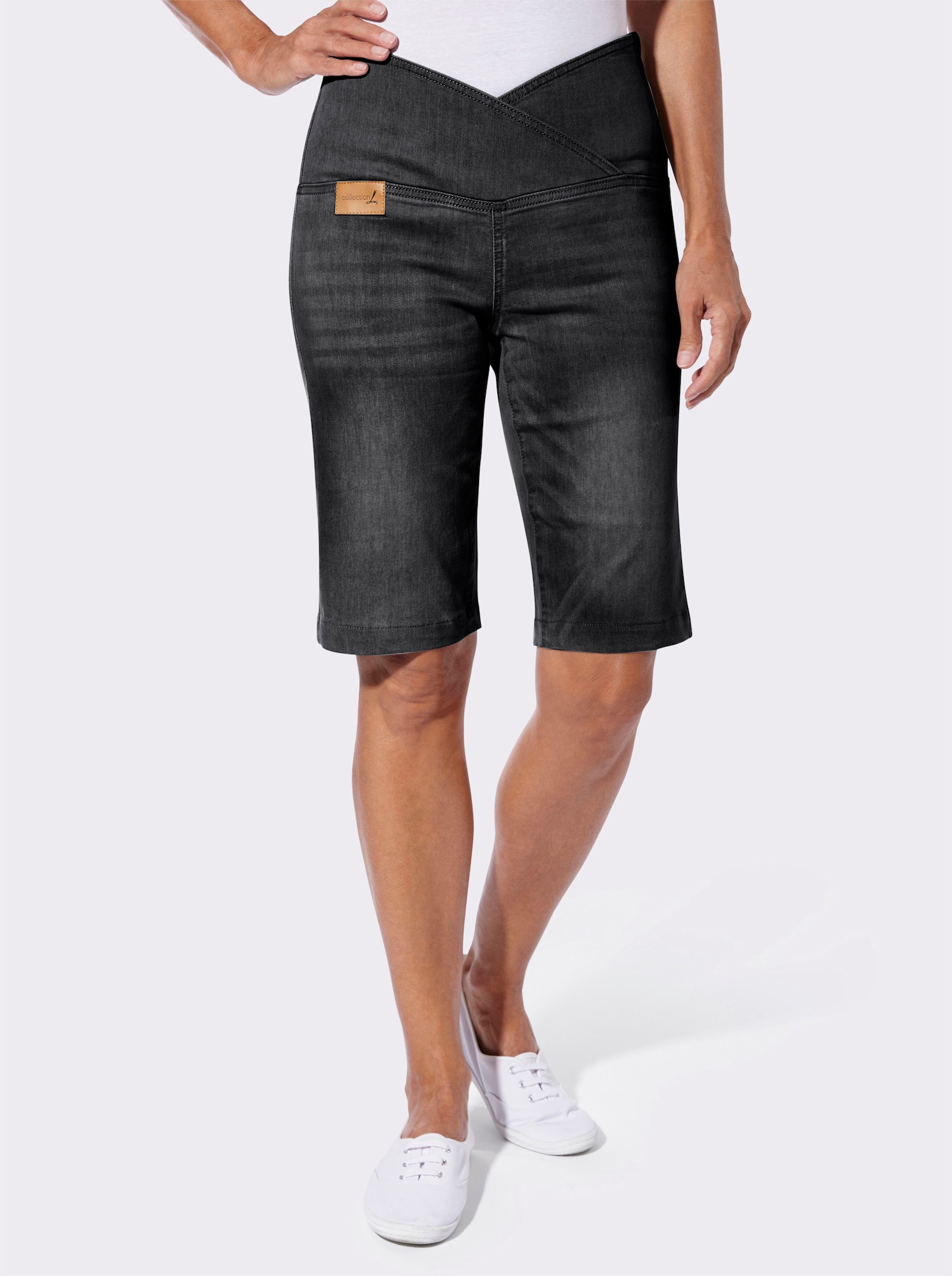 Jeansbermudas mit seitlichem Reißverschluss - black denim