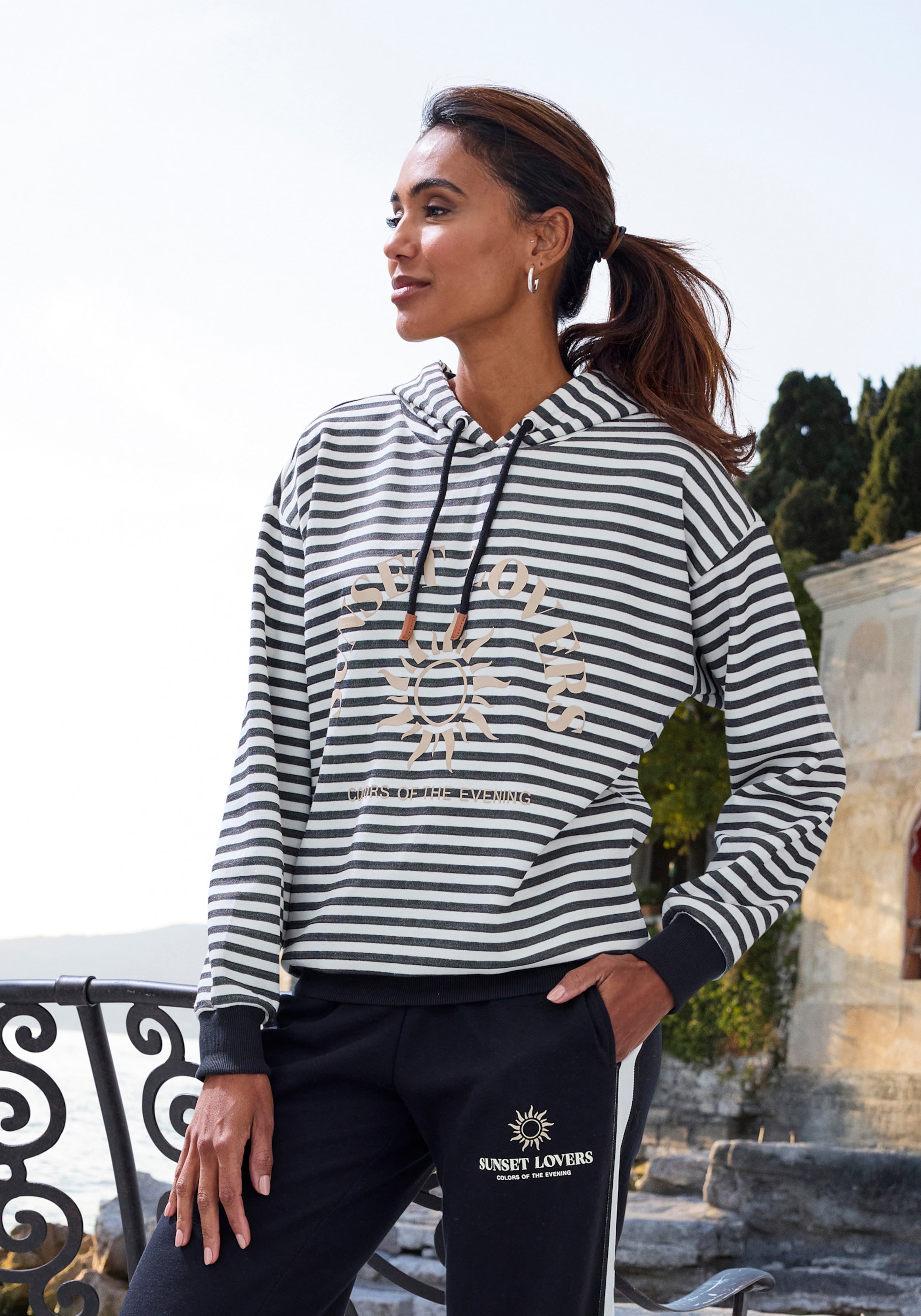 Thumbnail - Kapuzenpullover