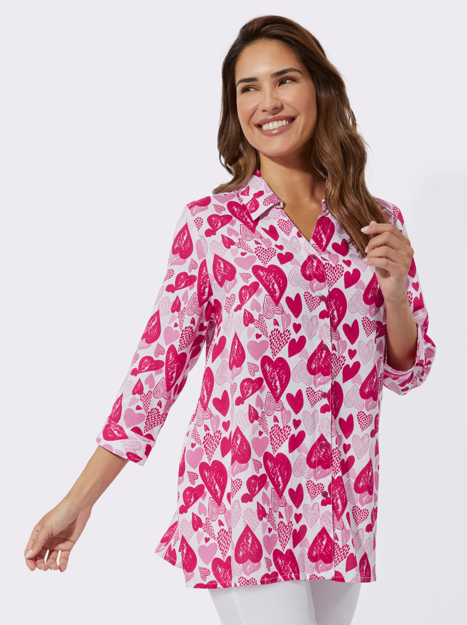 Lange blouse in hartdessin - wit/roze bedrukt