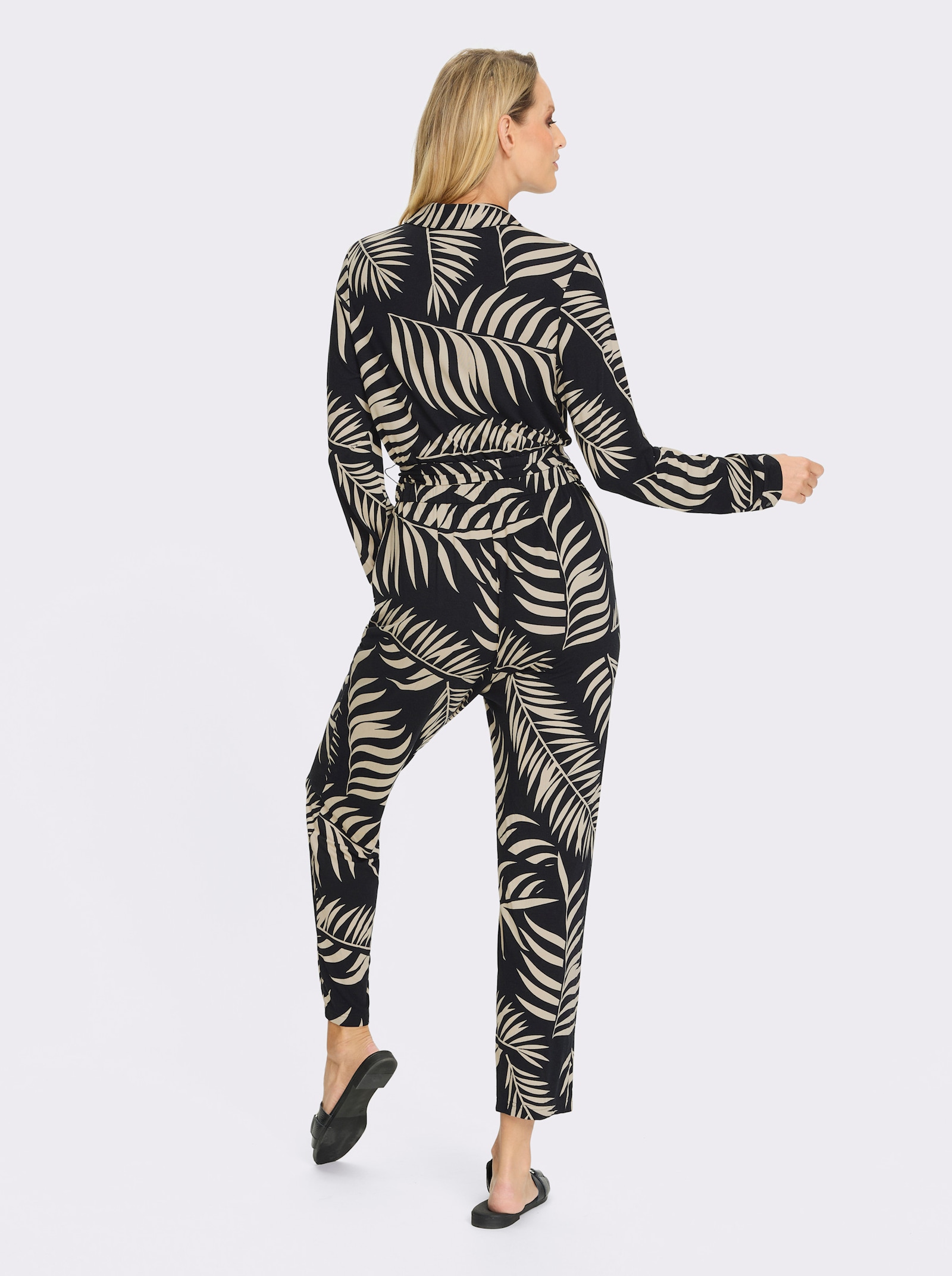 heine Jumpsuit mit Allover-Druck - schwarz-sand-bedruckt