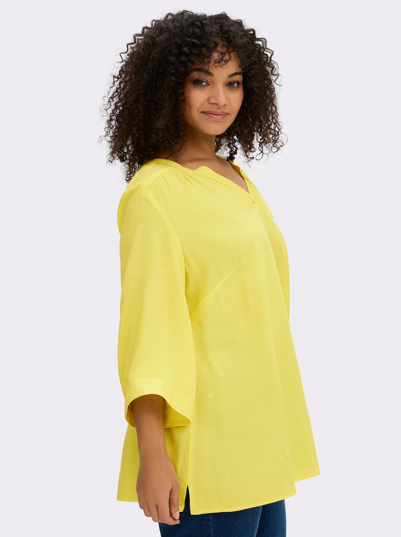 sheego Tunika mit Rundhalsausschnitt und V-Schlitz - limone