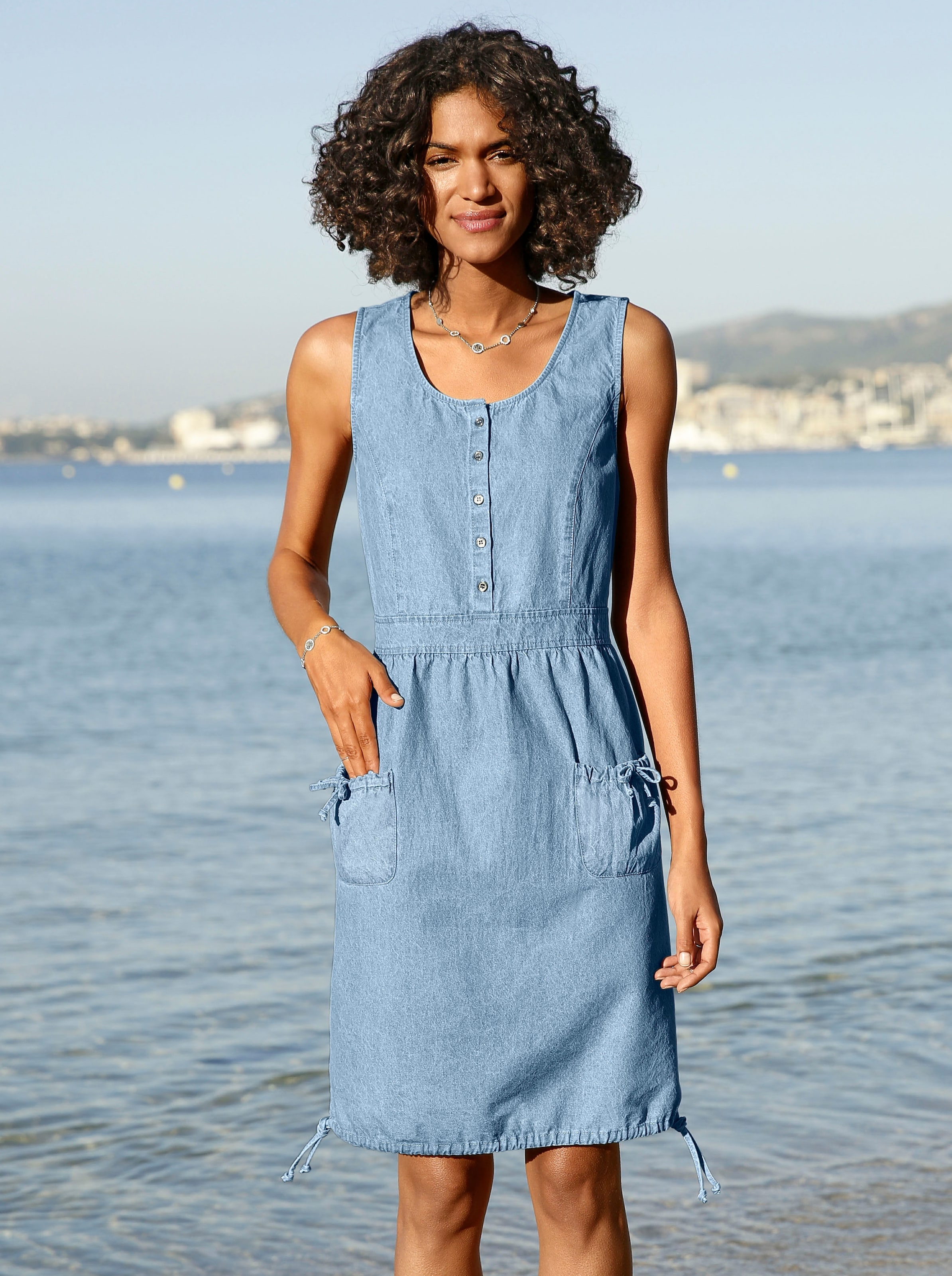 Witt Damen Jeanskleid mit seitlichem Reißverschluss, blue-bleached
