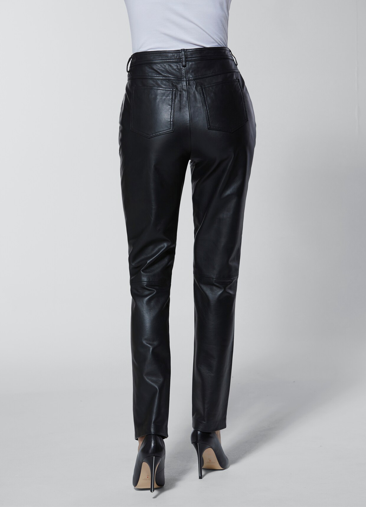 CREATION L PREMIUM Lammnappa-Lederhose - schwarz