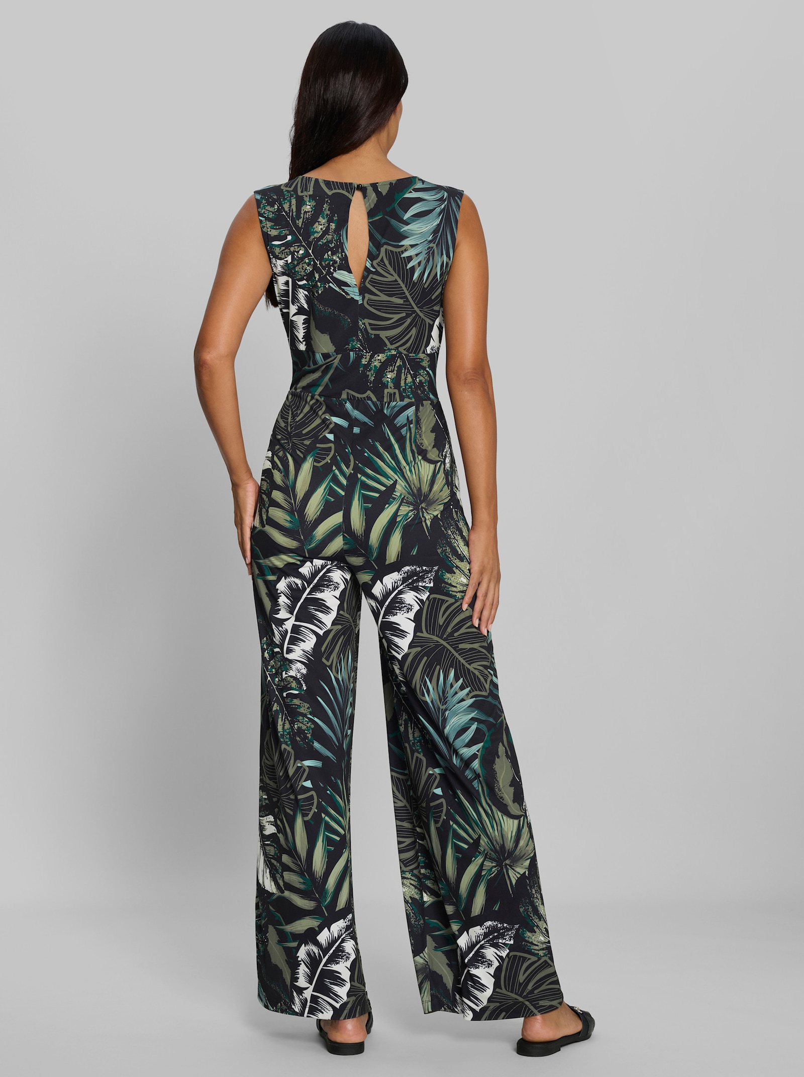 heine Jumpsuit mit Blätterprint - lindgrün-schwarz-bedruckt