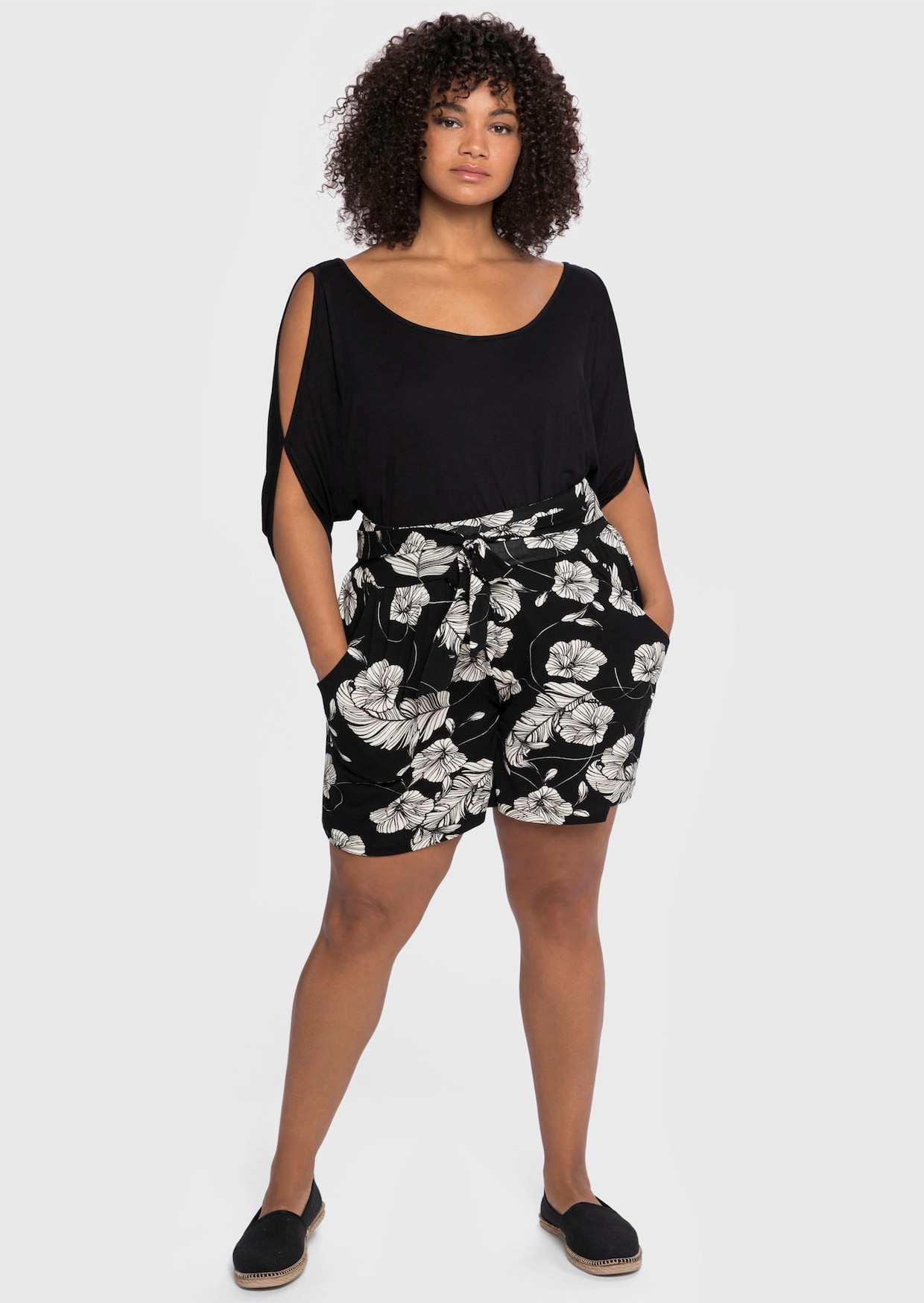 sheego Shirt - zwart