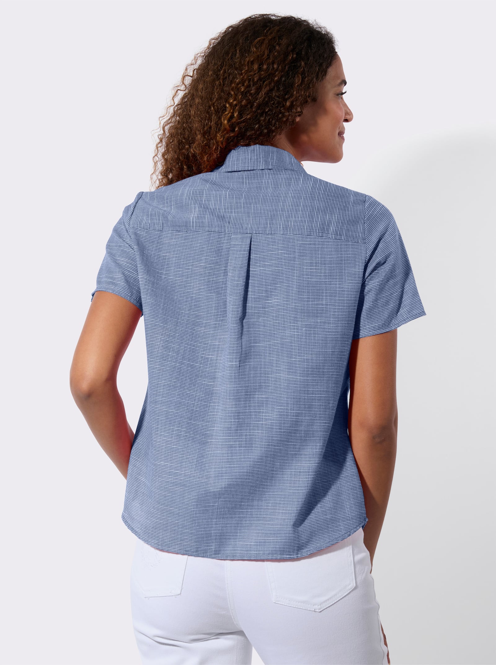 Kurzarm-Bluse mit abgerundetem Saum - jeansblau-weiss-gemustert