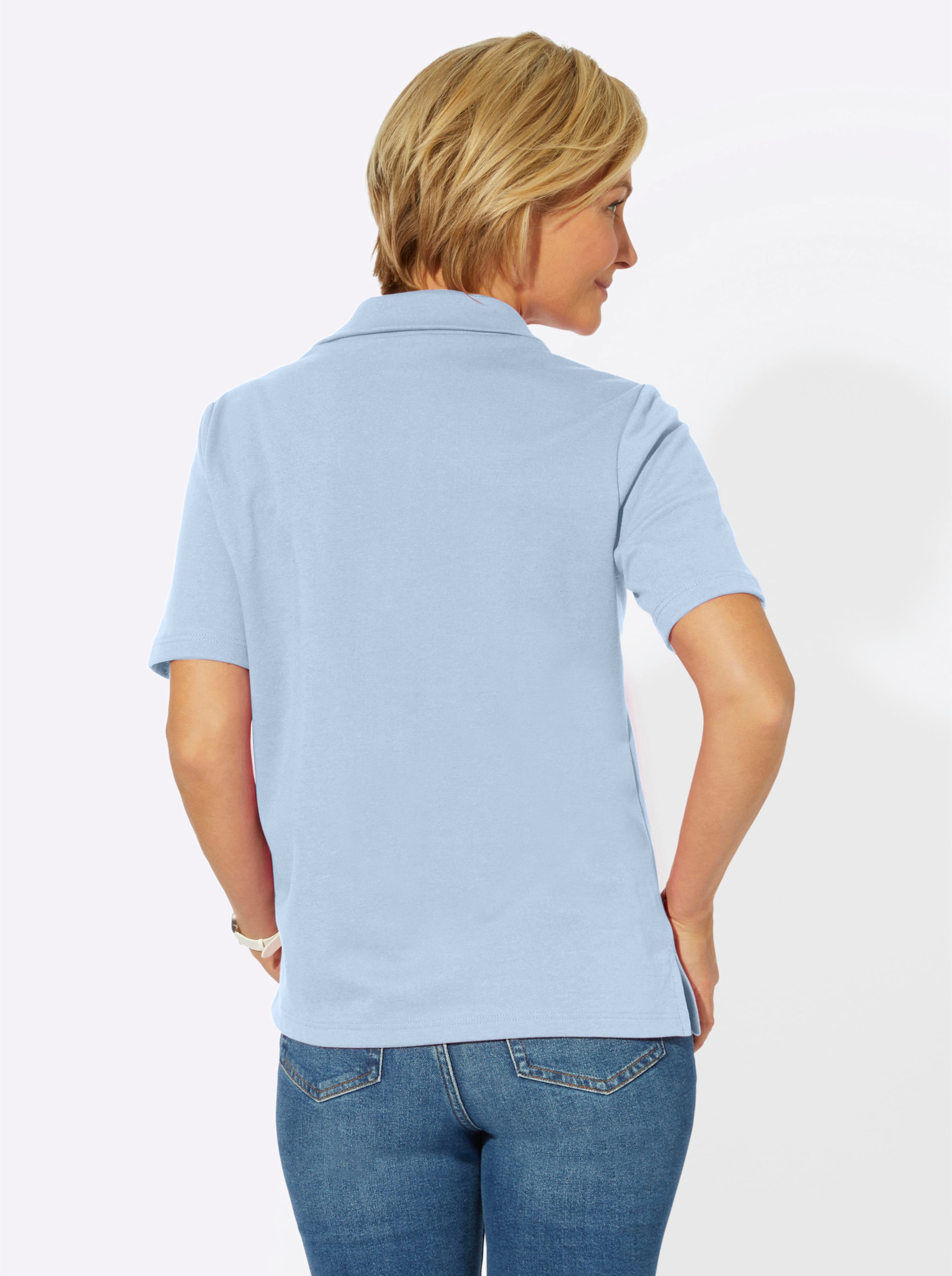 Poloshirt günstig Kaufen-Poloshirt in hellblau von heine. Poloshirt in hellblau von heine <![CDATA[Shirt mit offener Kragenlösung. Kleine Knopfleiste mit Druckknöpfen. Seitenschlitze. Spezielle Stay Cool & Dry-Ausrüstung.]]>. 