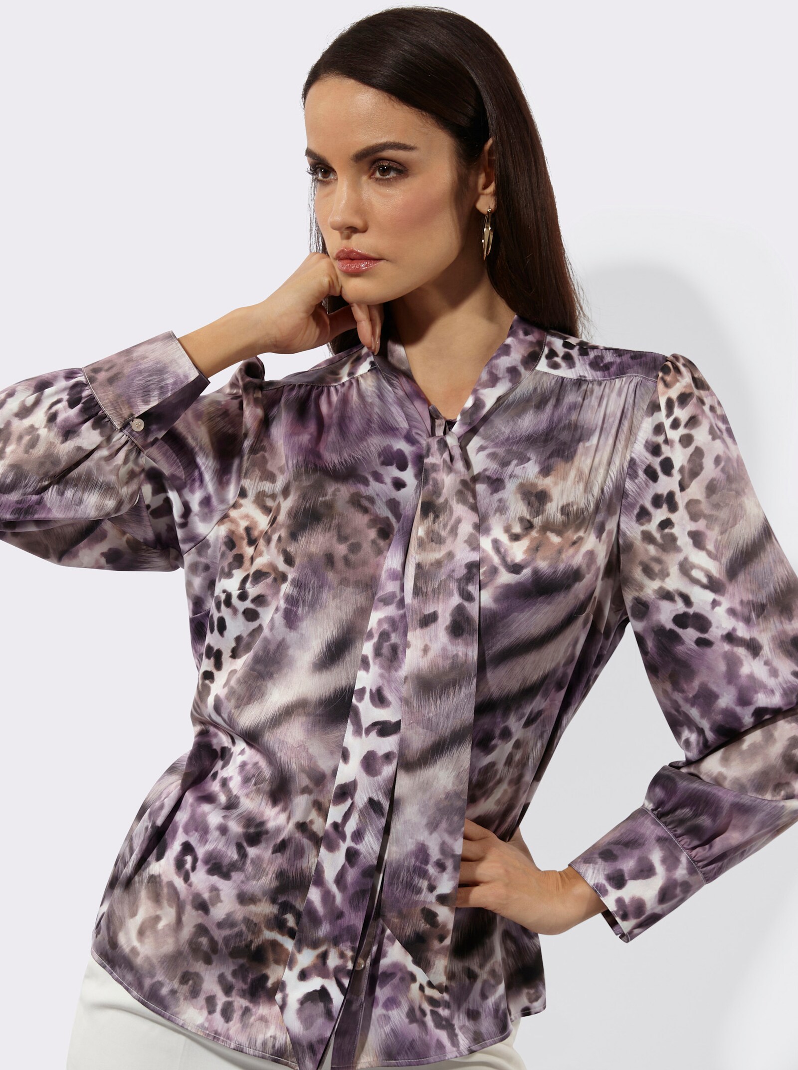 Schluppenbluse mit verdeckter Knopfleiste - champagner-schoko-bedruckt