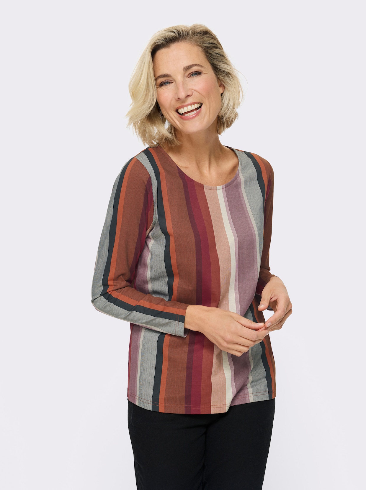 Långärmad topp med längsgående ränder - mörkröd-roströd-randig