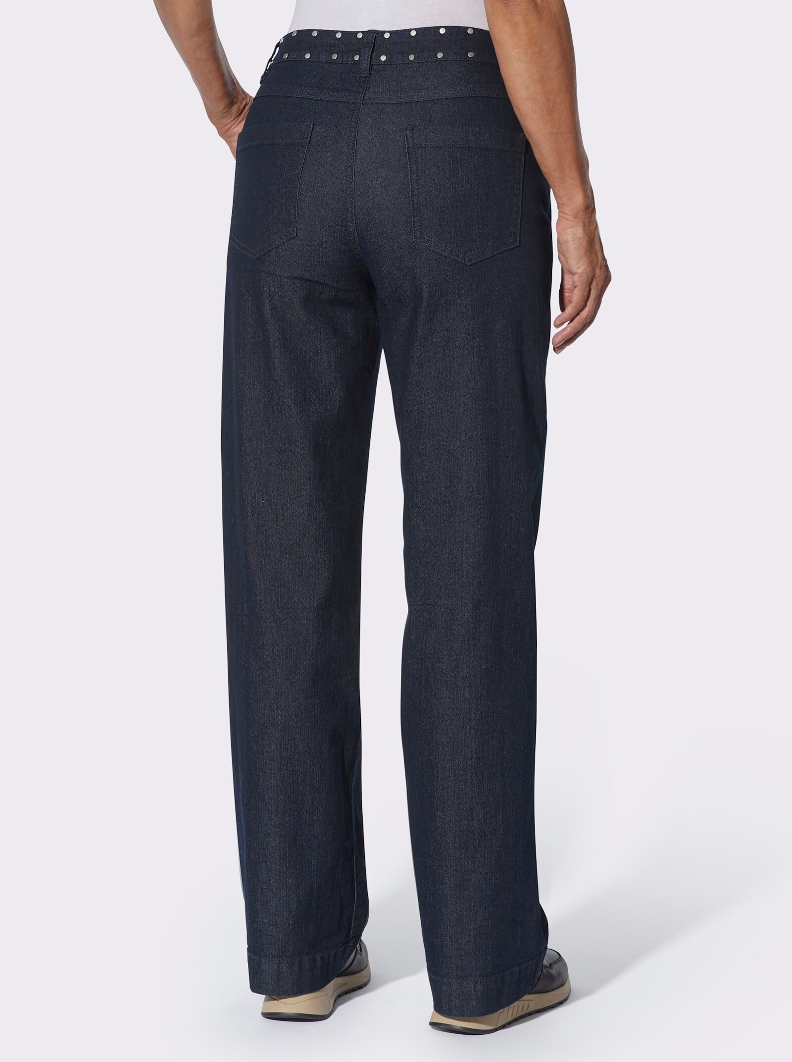 Jeans mit Ziernieten - dark blue