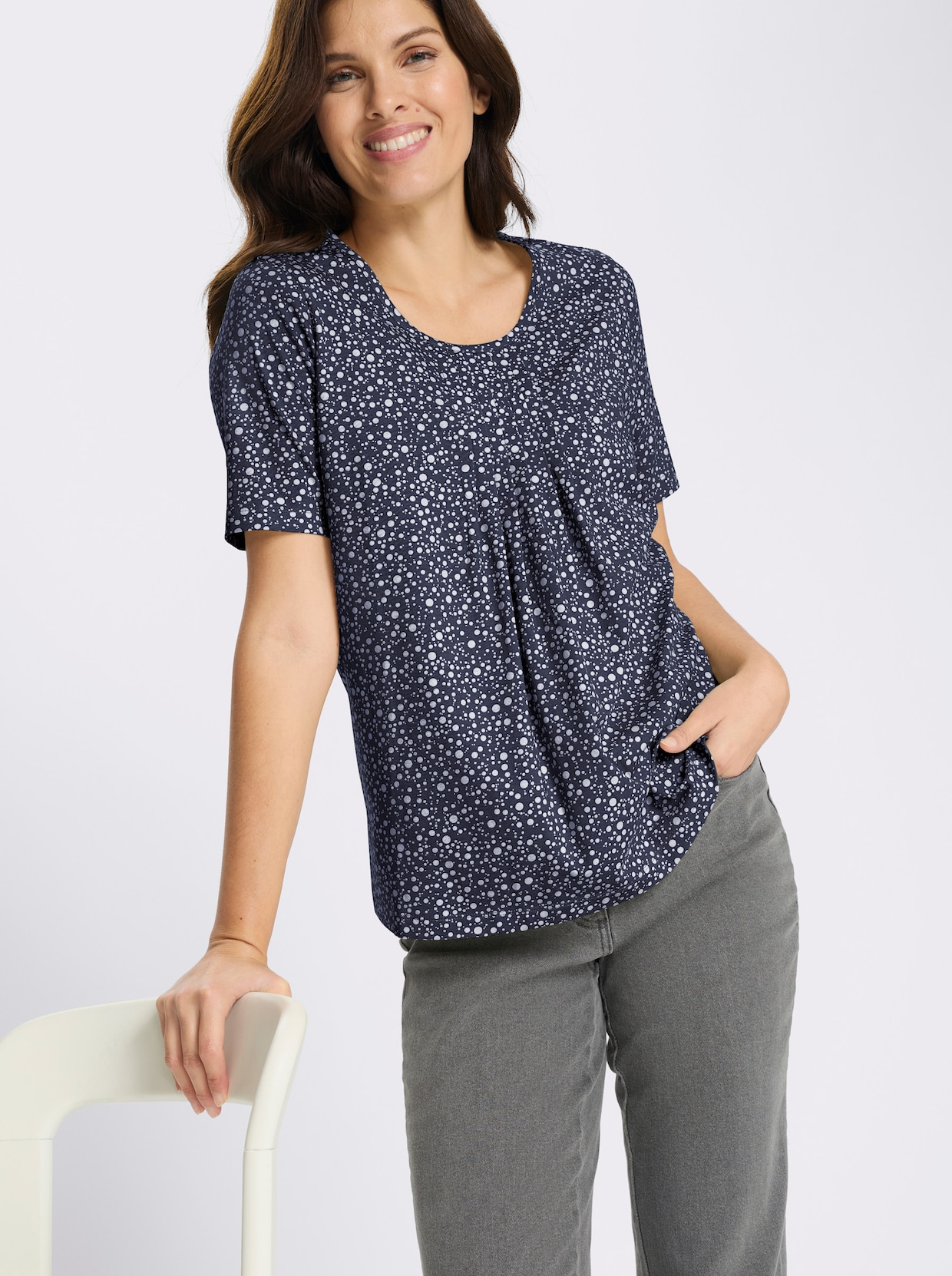 Kurzarmshirt im Punktedessin - marine-weiß-bedruckt