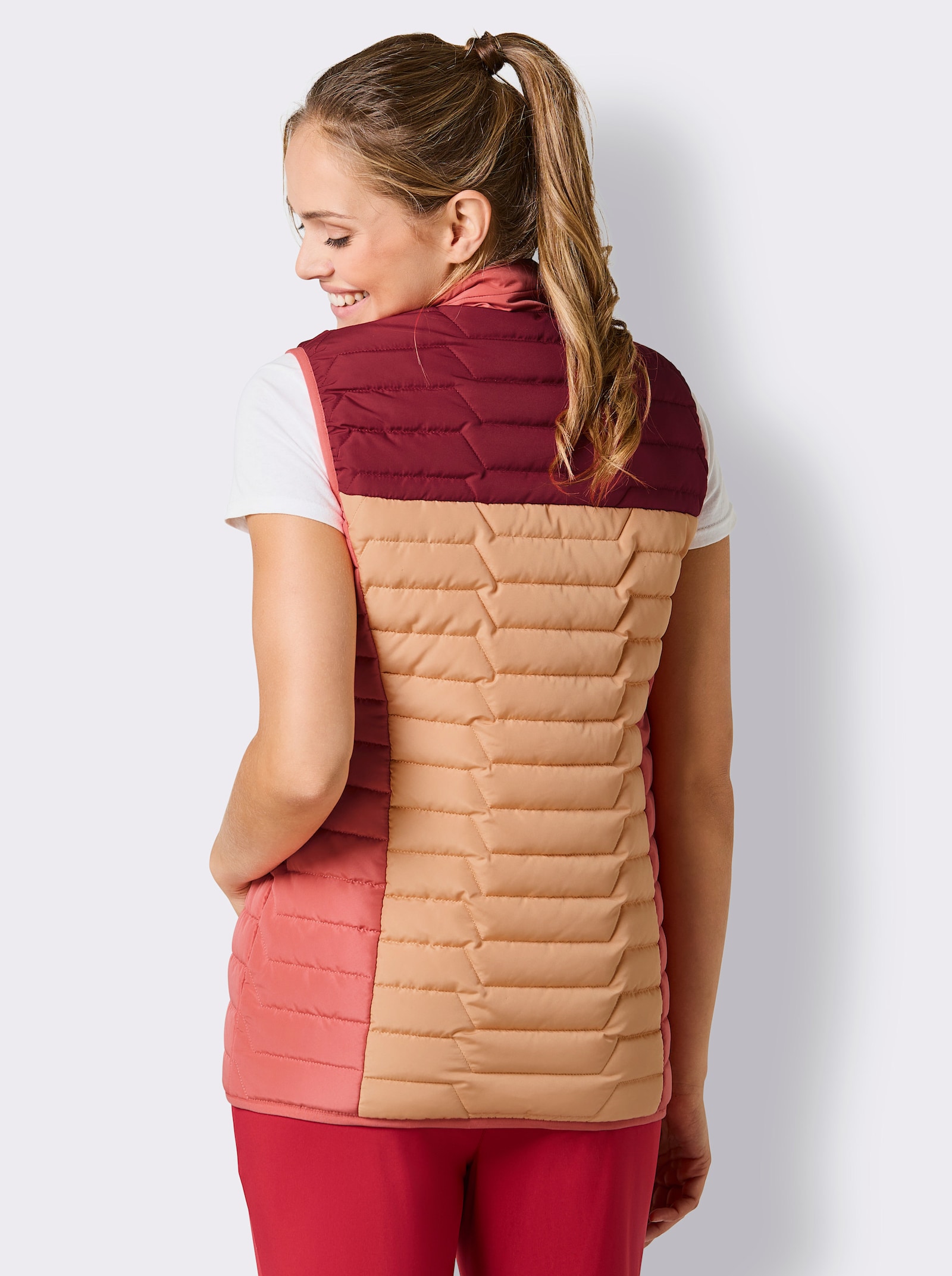 Catamaran Sports Steppweste mit elastischen Seiten - kirsche