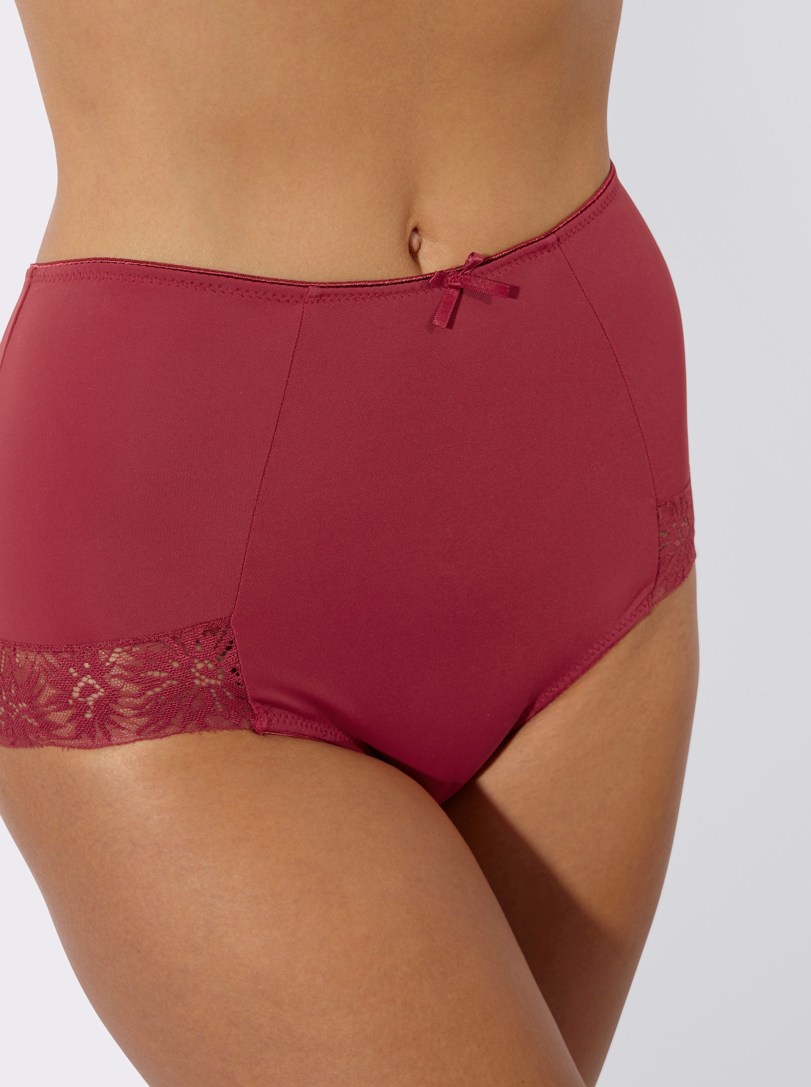 wäschepur Taillenslip mit seitlicher Spitze - 2x kirsche