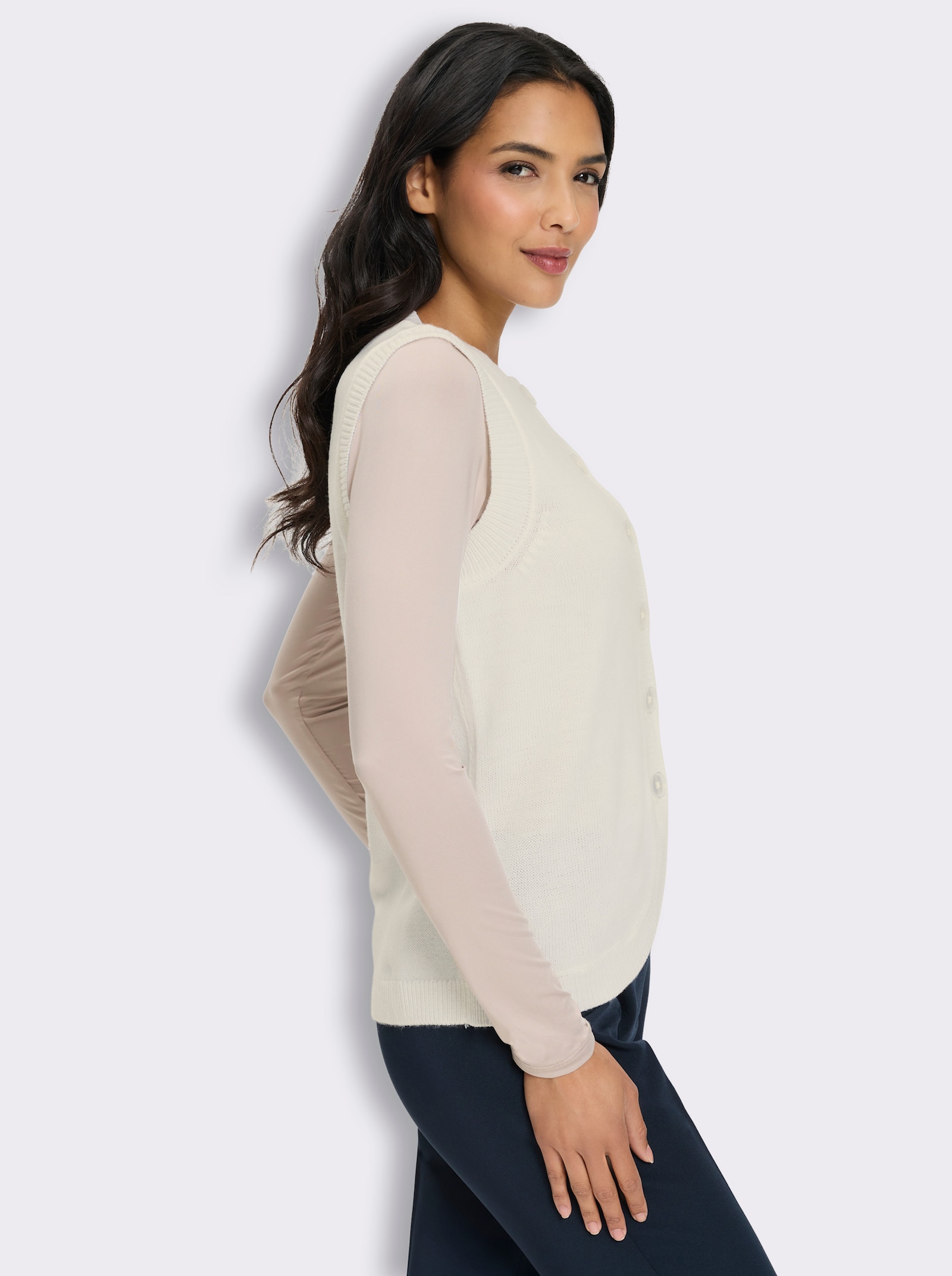 Strickweste mit abgerundetem Saum - ecru