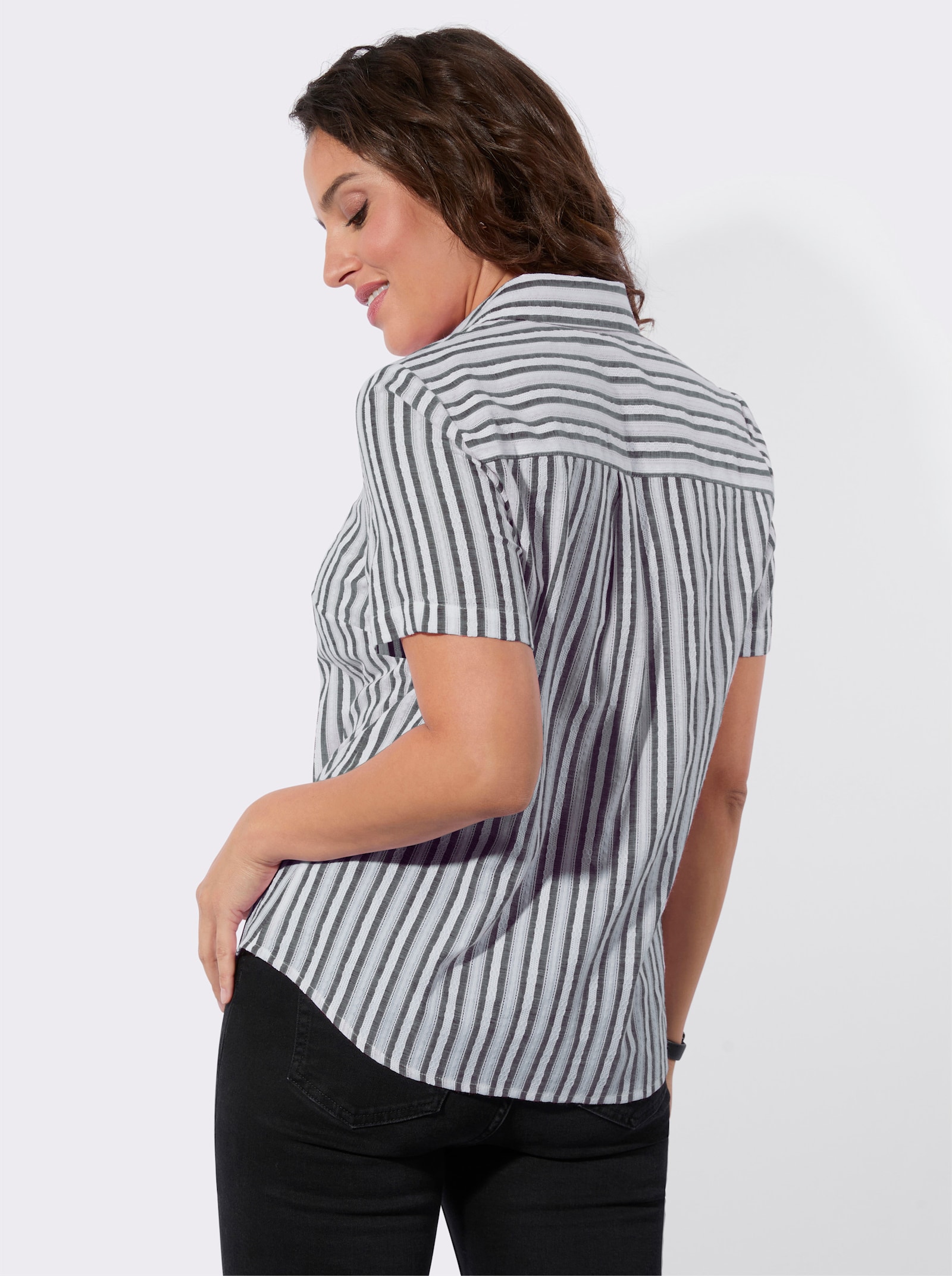 Gestreepte blouse met licht afgeronde zoom - zwart/wit gestreept