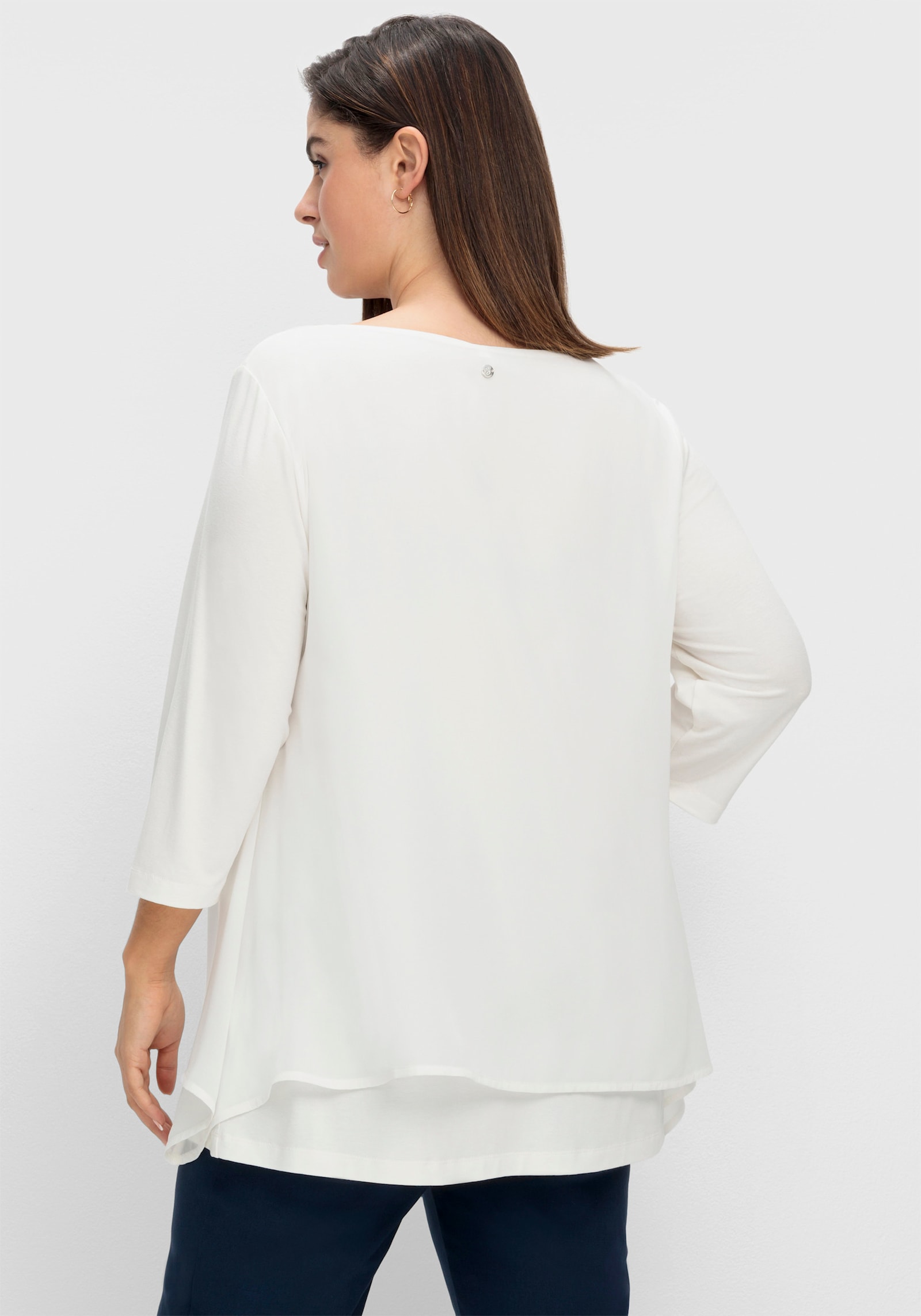 sheego Blusenshirt mit Zipfelsaum - offwhite