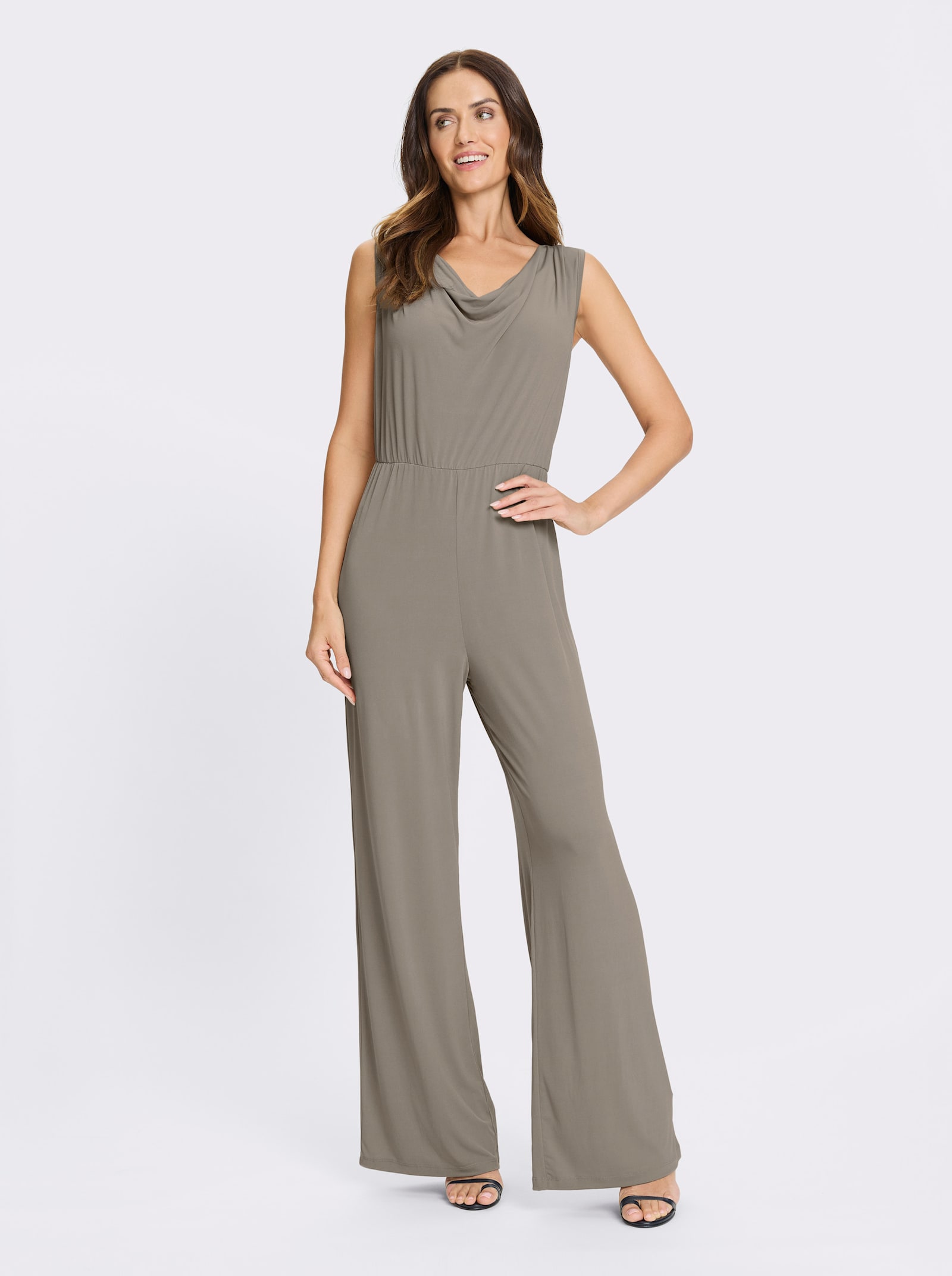 heine Jumpsuit mit Wasserfall-Ausschnitt - sesam