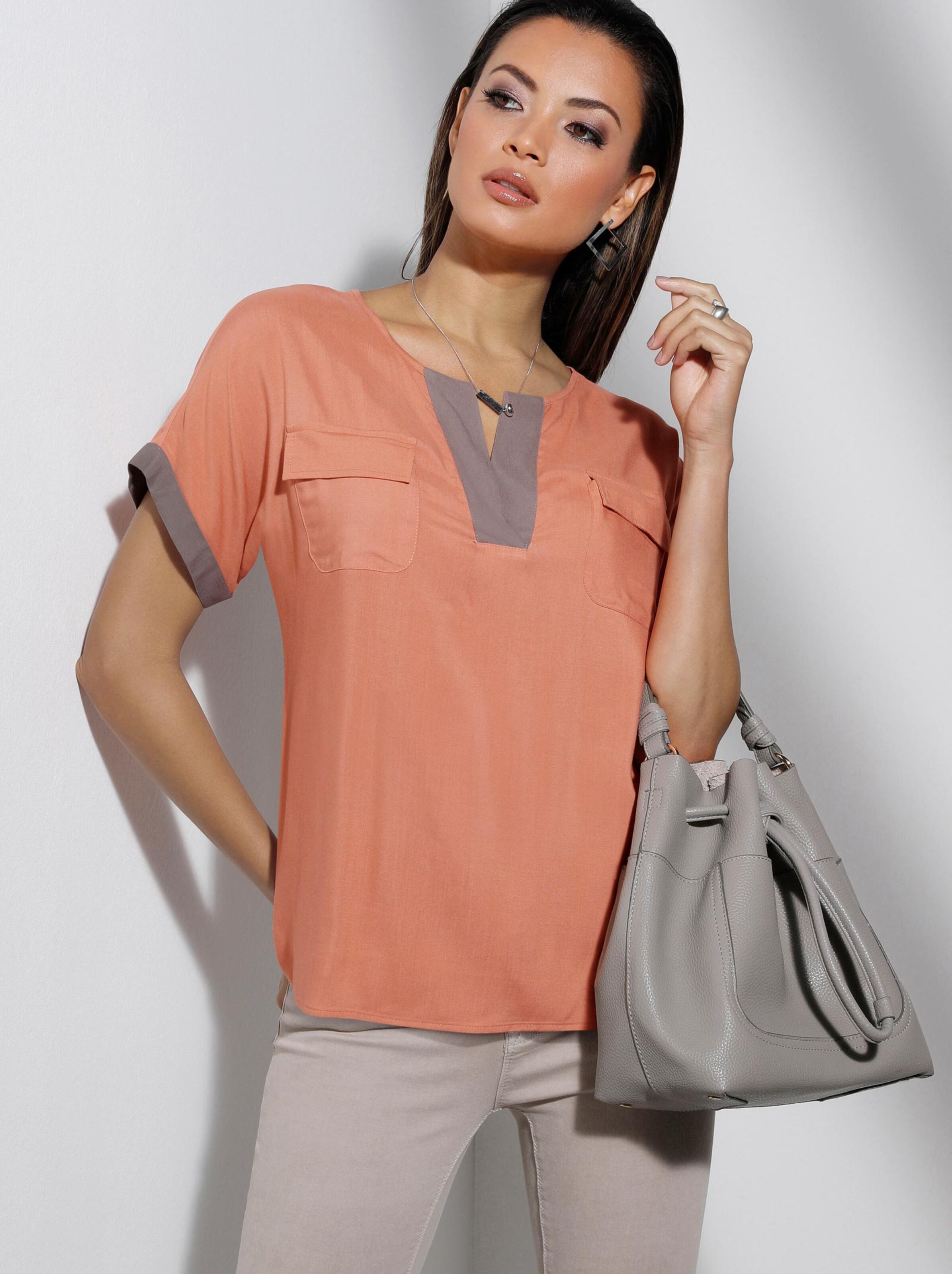 Blouse met korte mouwen