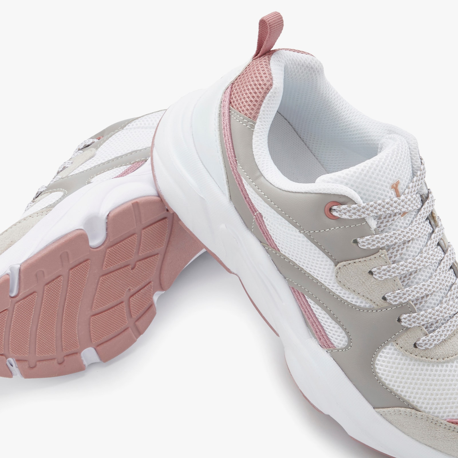 LASCANA Sneaker - weiß