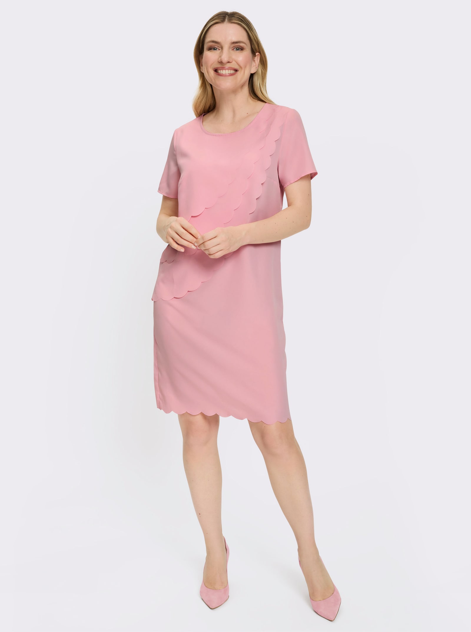 Stufenkleid mit Wellenkanten vorne - hortensie