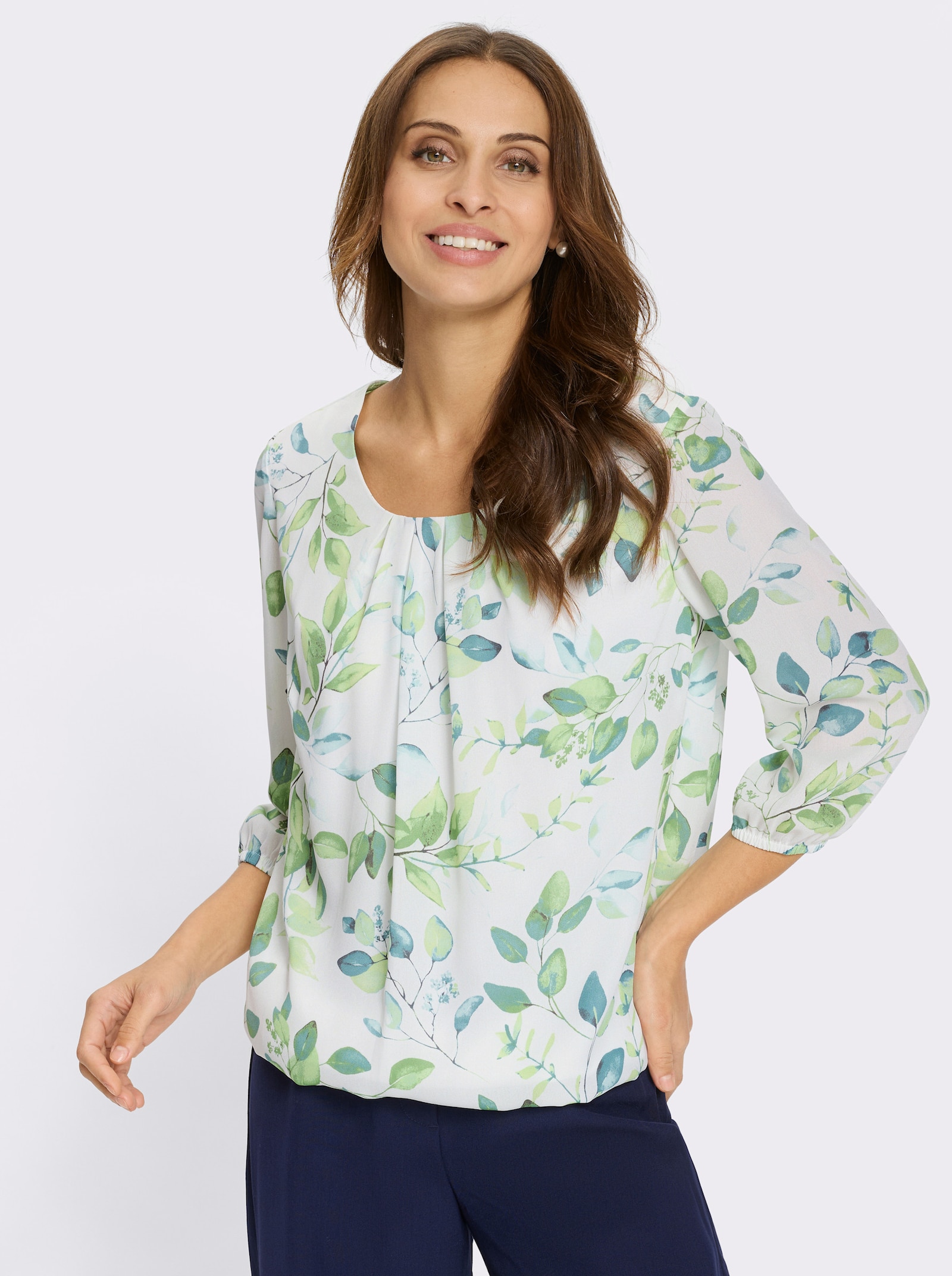 Georgettebluse im Blätter-Dessin - weiß-eucalyptus-bedruckt