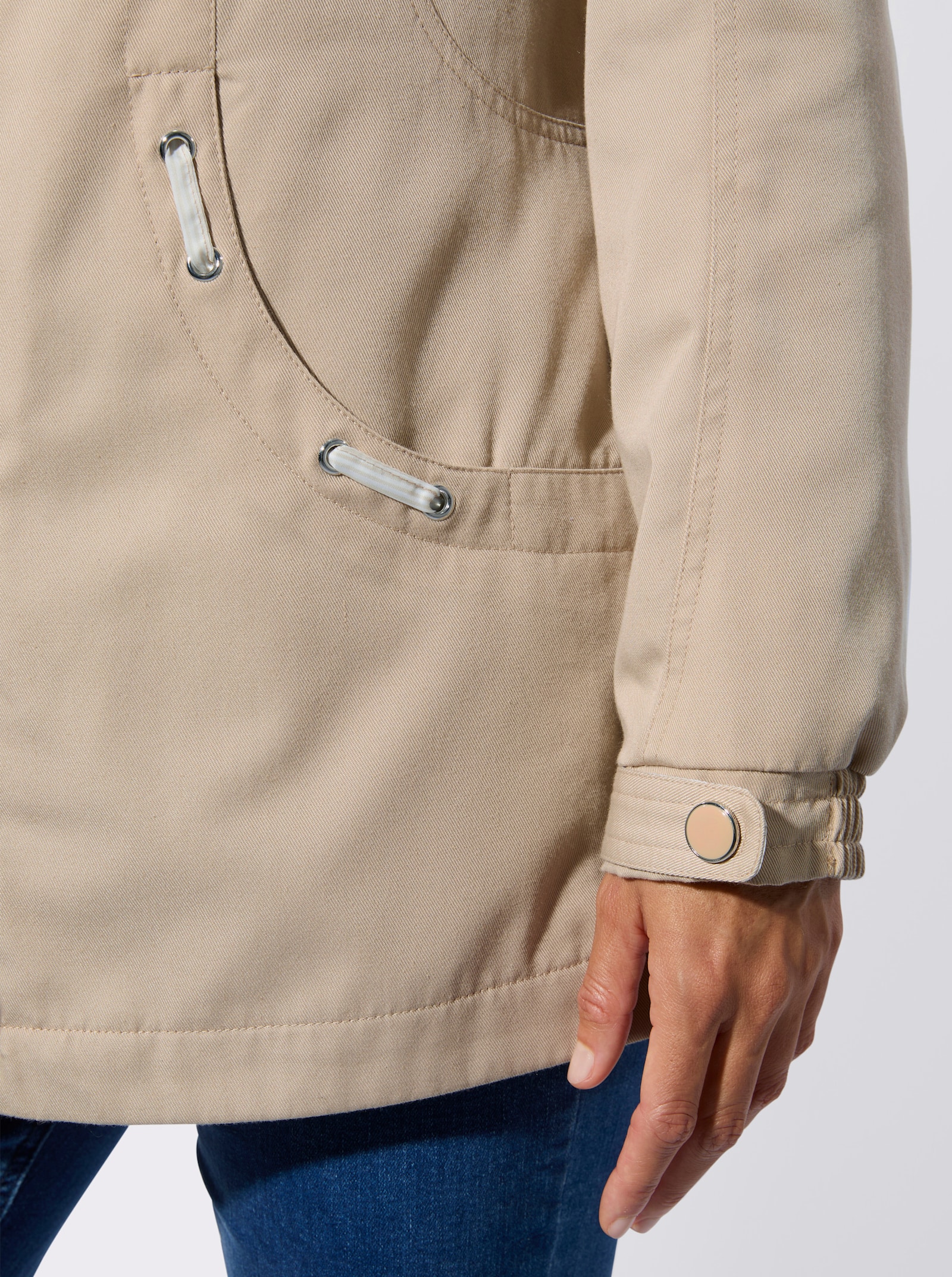Übergangsjacke in pflegeleichter Qualität - beige