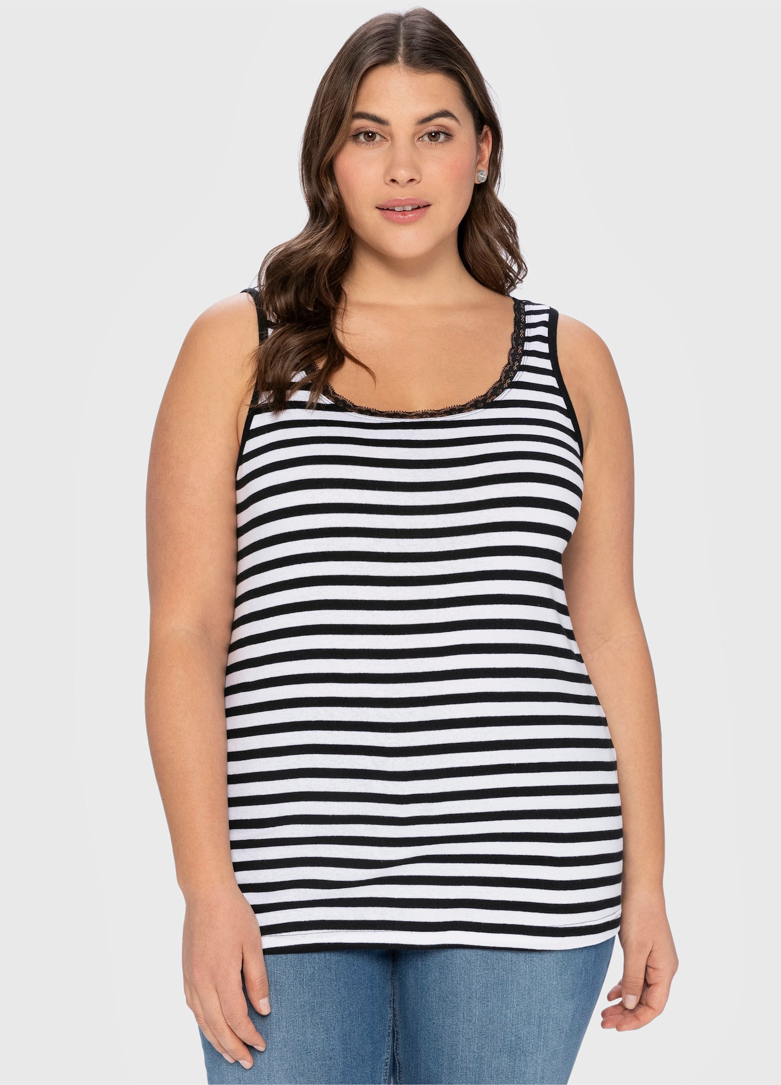 sheego Tanktop mit Ringeln und Spitzenkante. - schwarz-weiß