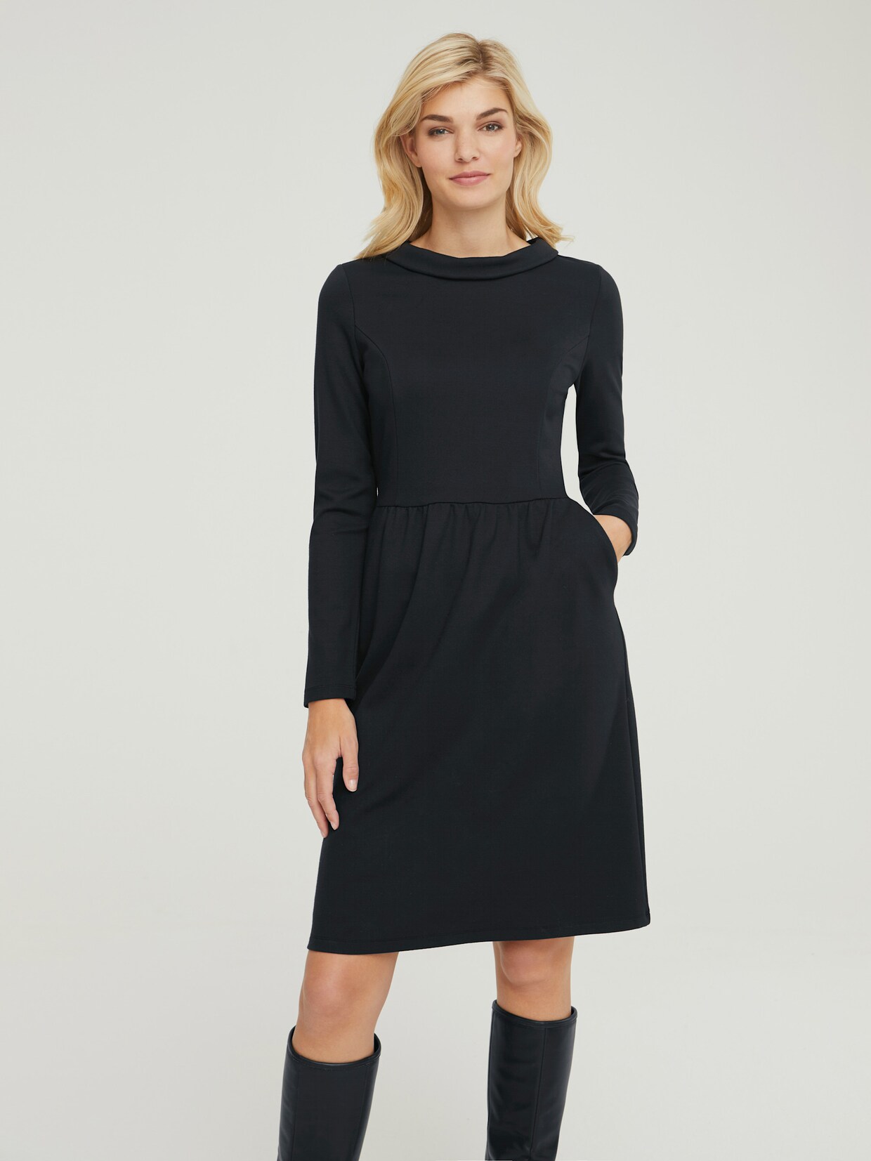 heine Jersey-Kleid - schwarz