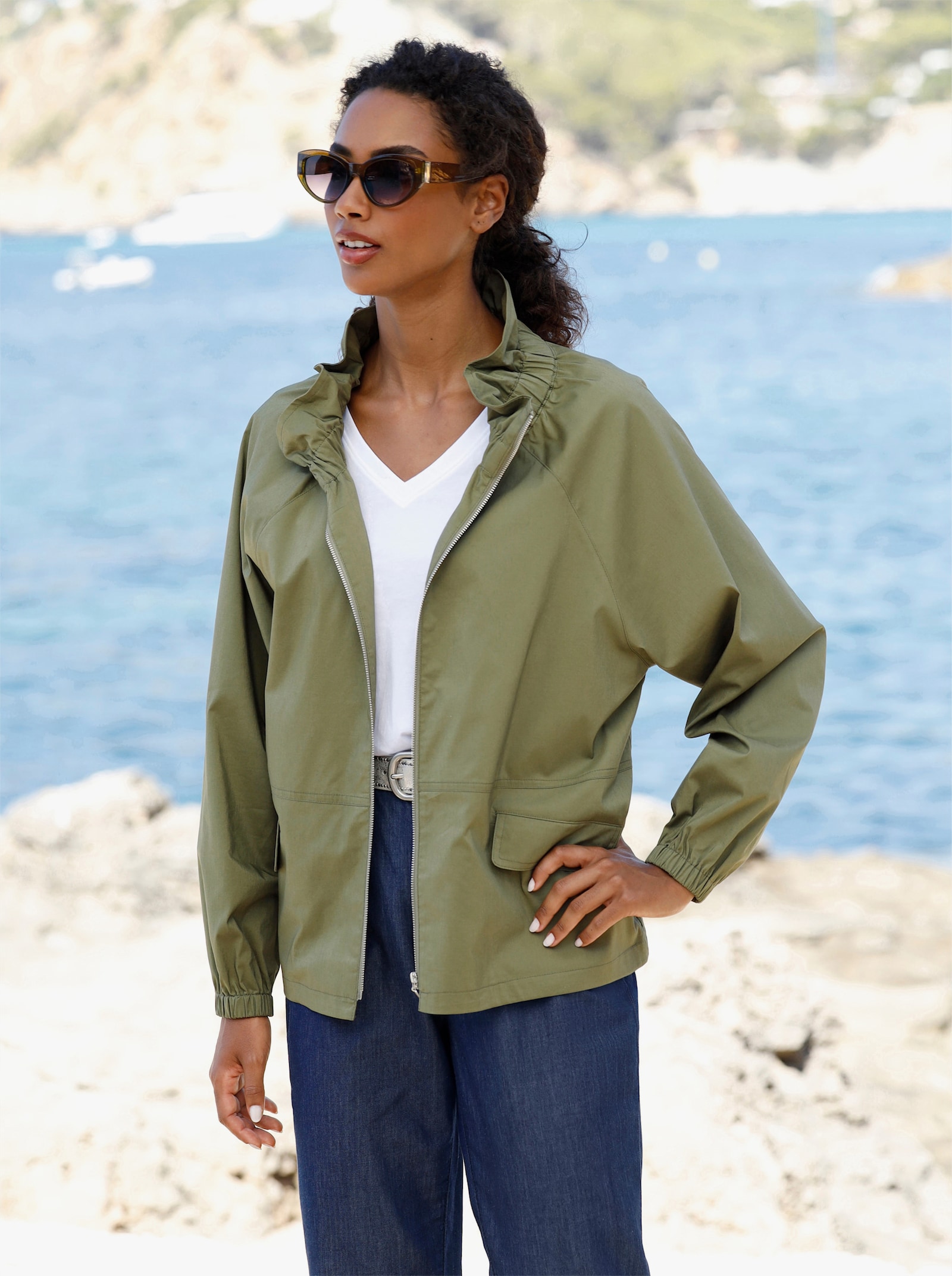 heine Blusenjacke mit Stehkragen - oliv