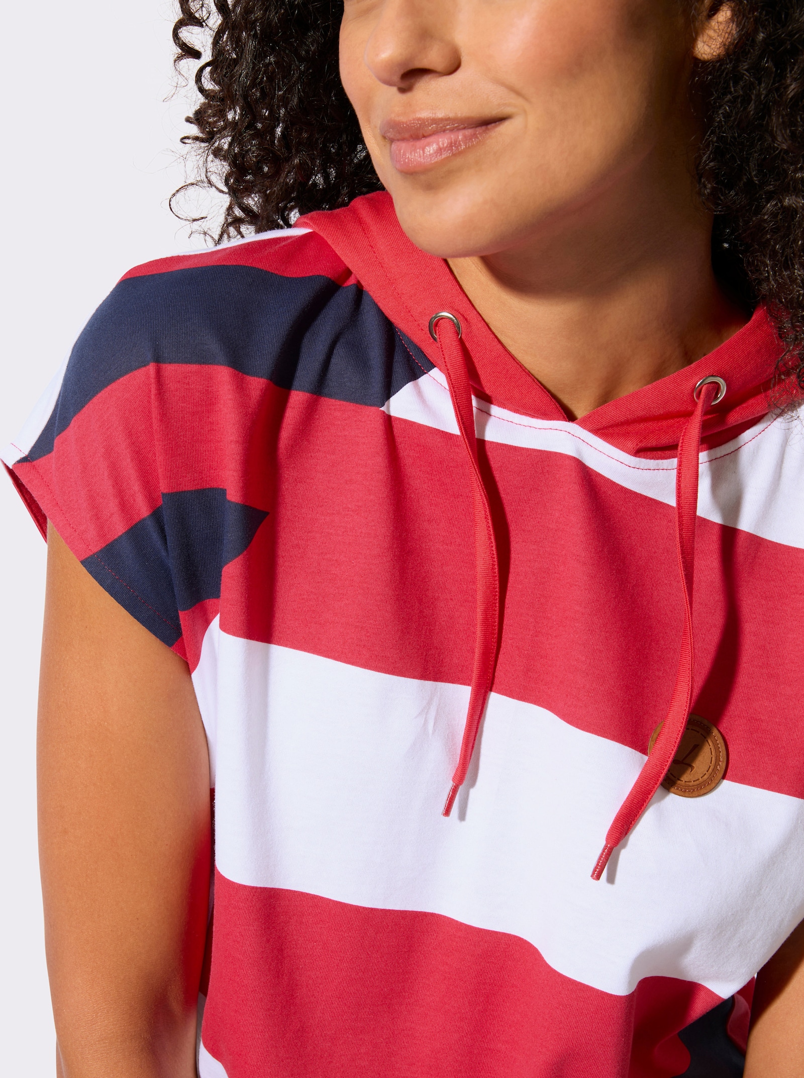 Shirt met capuchon en oversized schouders - aardbei/wit gedessineerd