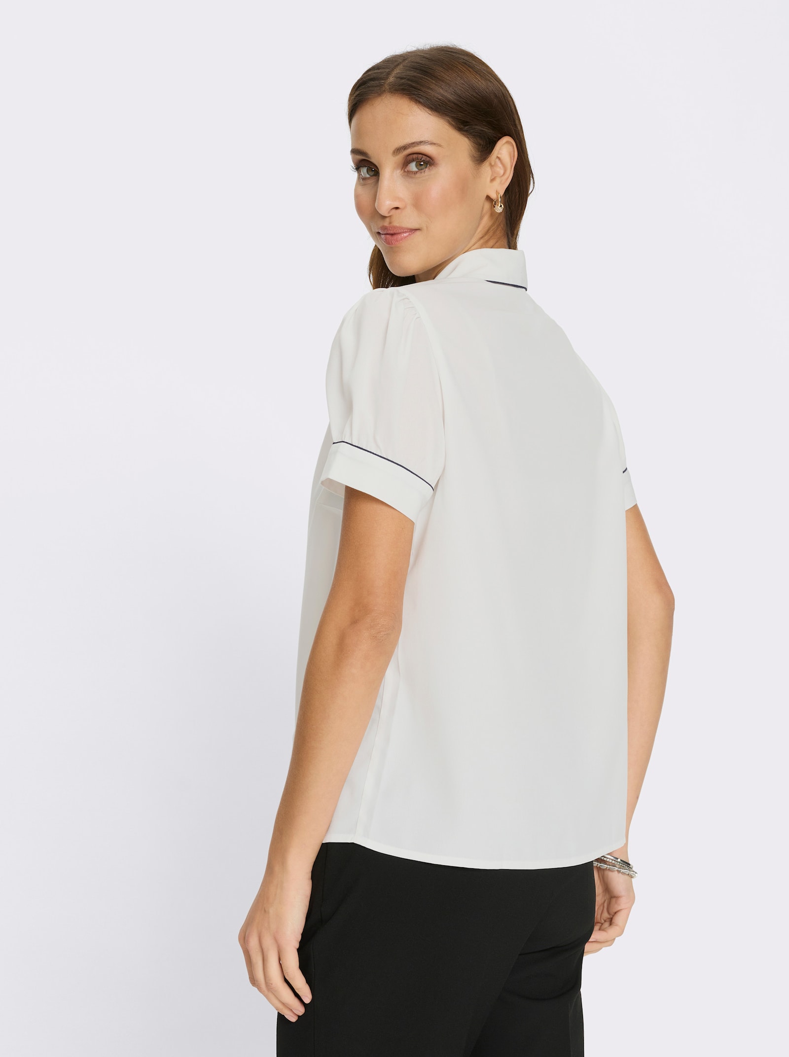 Kurzarmbluse mit Raffung - ecru