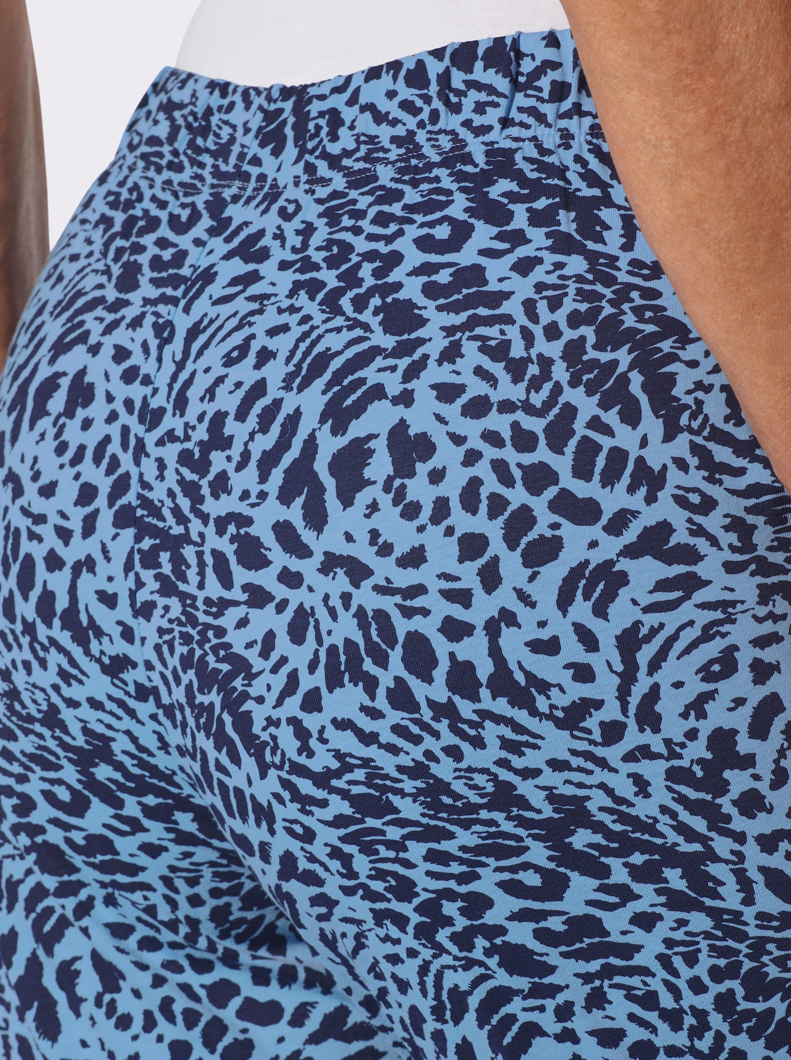 Caprihose im Animal-Dessin - marine-himmelblau-bedruckt