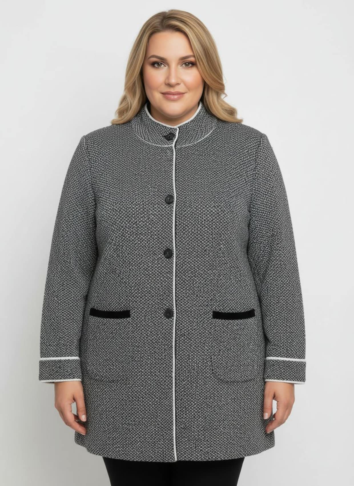 Jacquardstrickjacke mit Stehkragen - ecru-schwarz-meliert