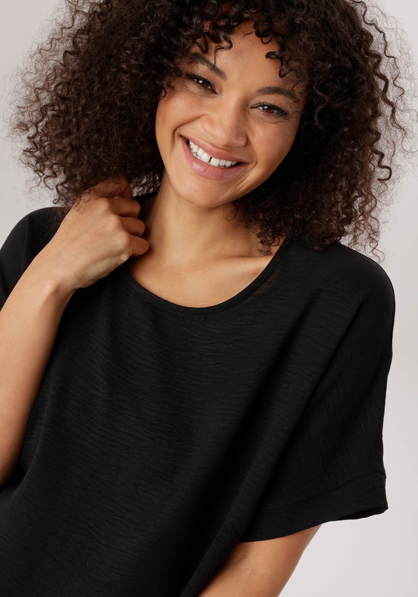 Aniston PLUS Schlupfbluse - schwarz